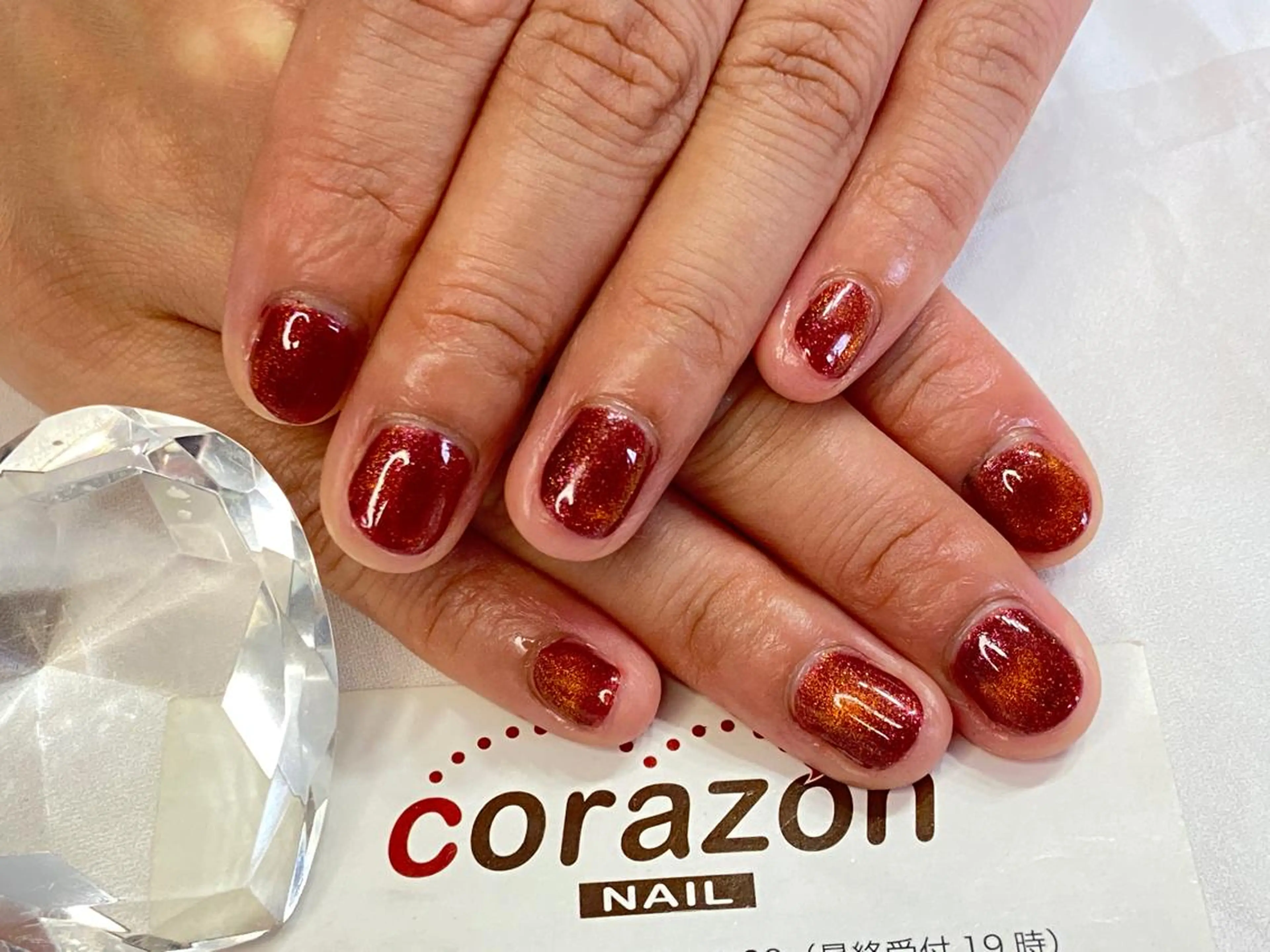 ネイル ボルドー ジェルネイル マグネットネイル ワンカラーネイル ハンドネイル corazon所属・ネイリスト aicoのネイルデザイン