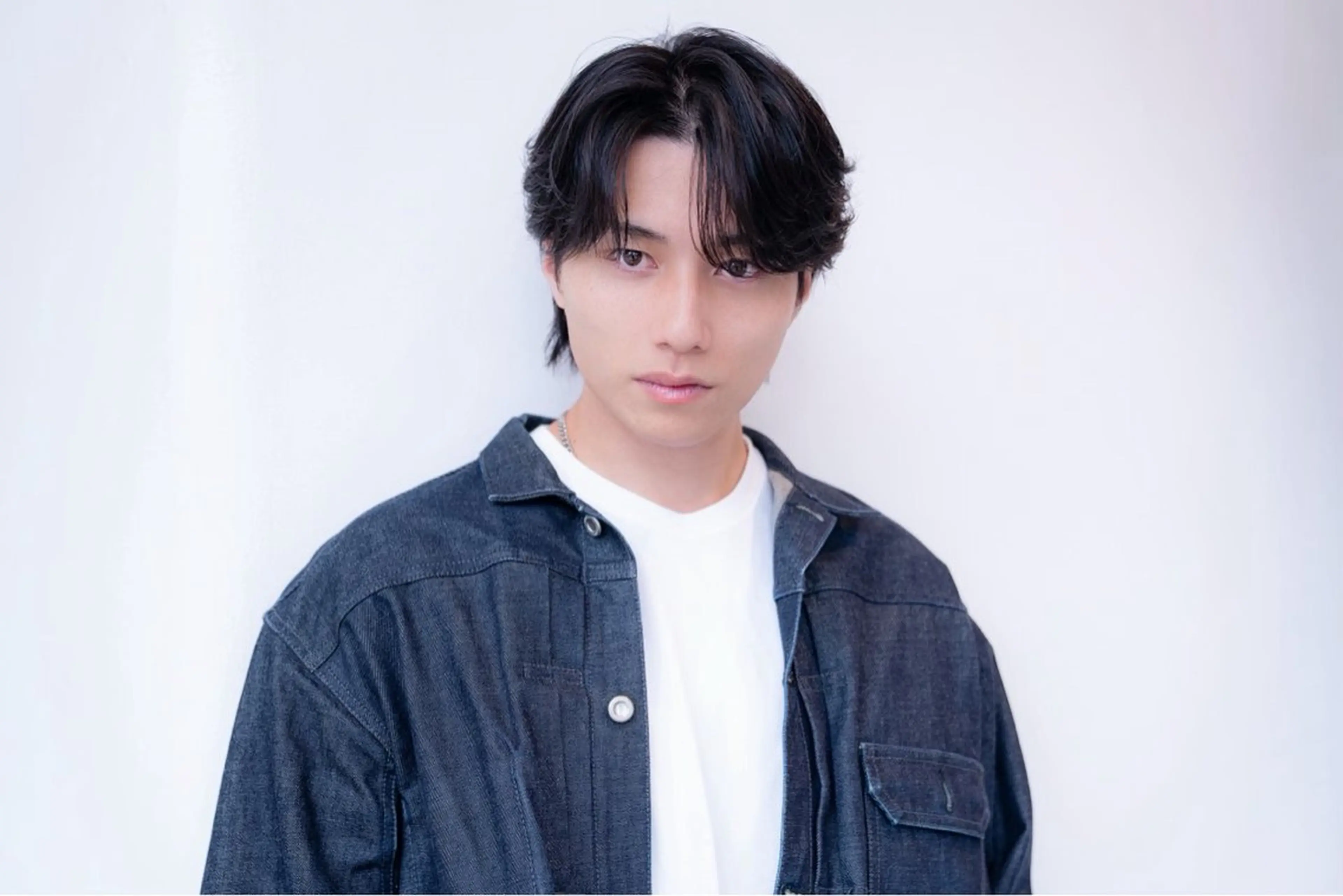 メンズ センターパート 学生（メンズ向け） カット 韓国ヘア/レイヤー そーた/渋谷駅のヘアスタイル