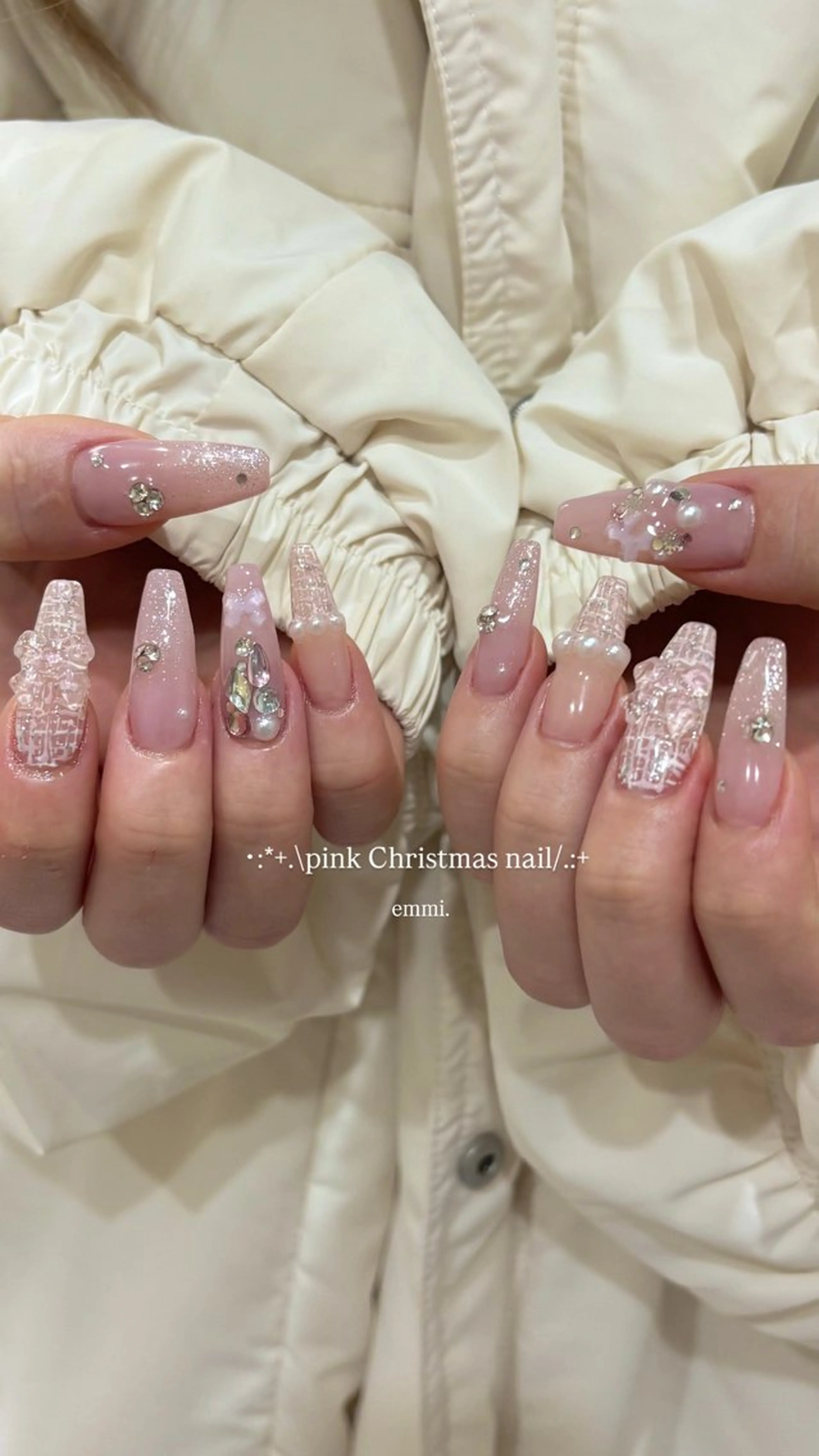 ネイル ハンドネイル GO TODAY SHAiRE SALON 表参道colore店所属・emmi nailのネイルデザイン