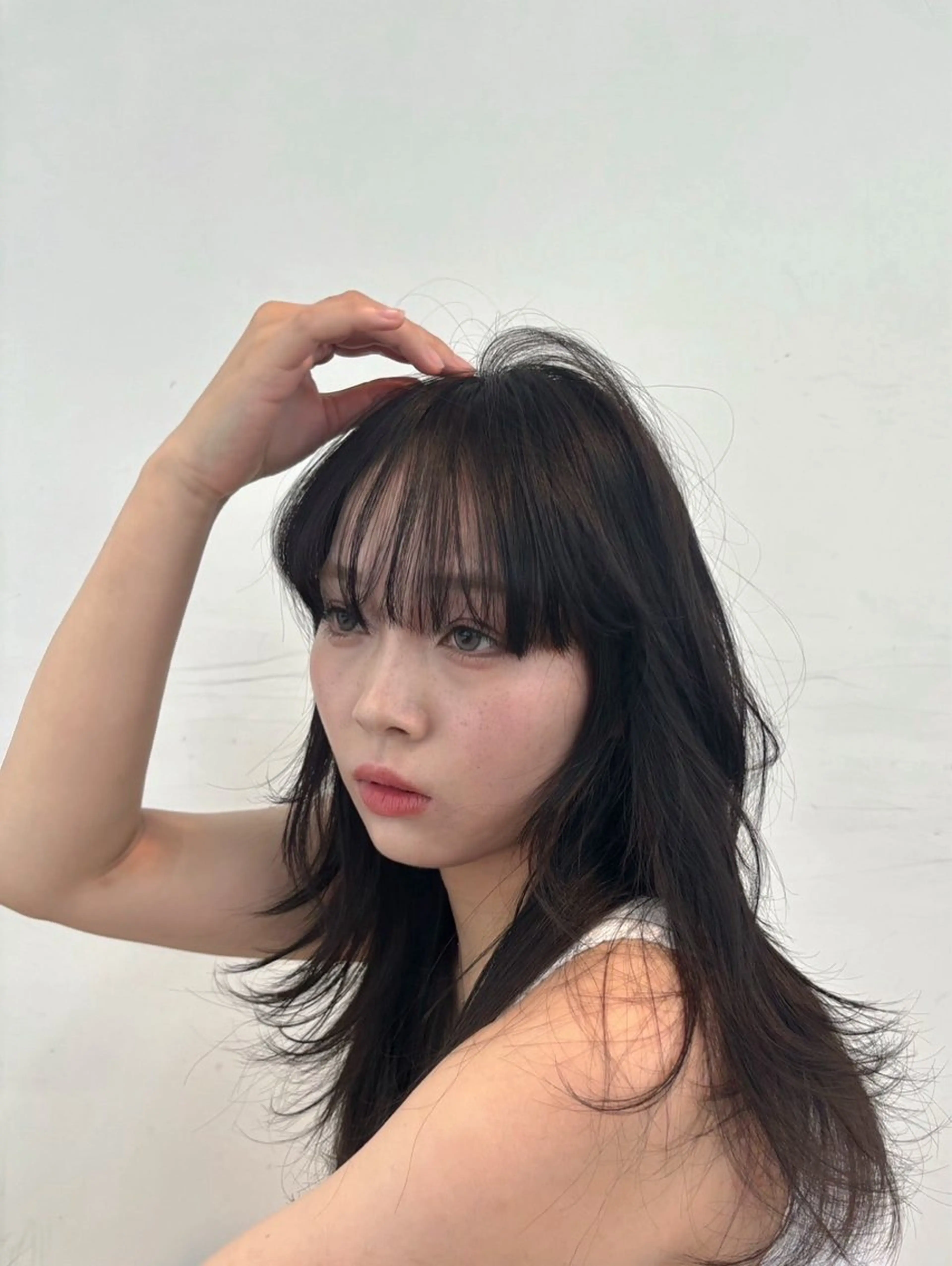 ミディアム レイヤーカット 林　蓮／レイヤー /透明感カラーのヘアスタイル