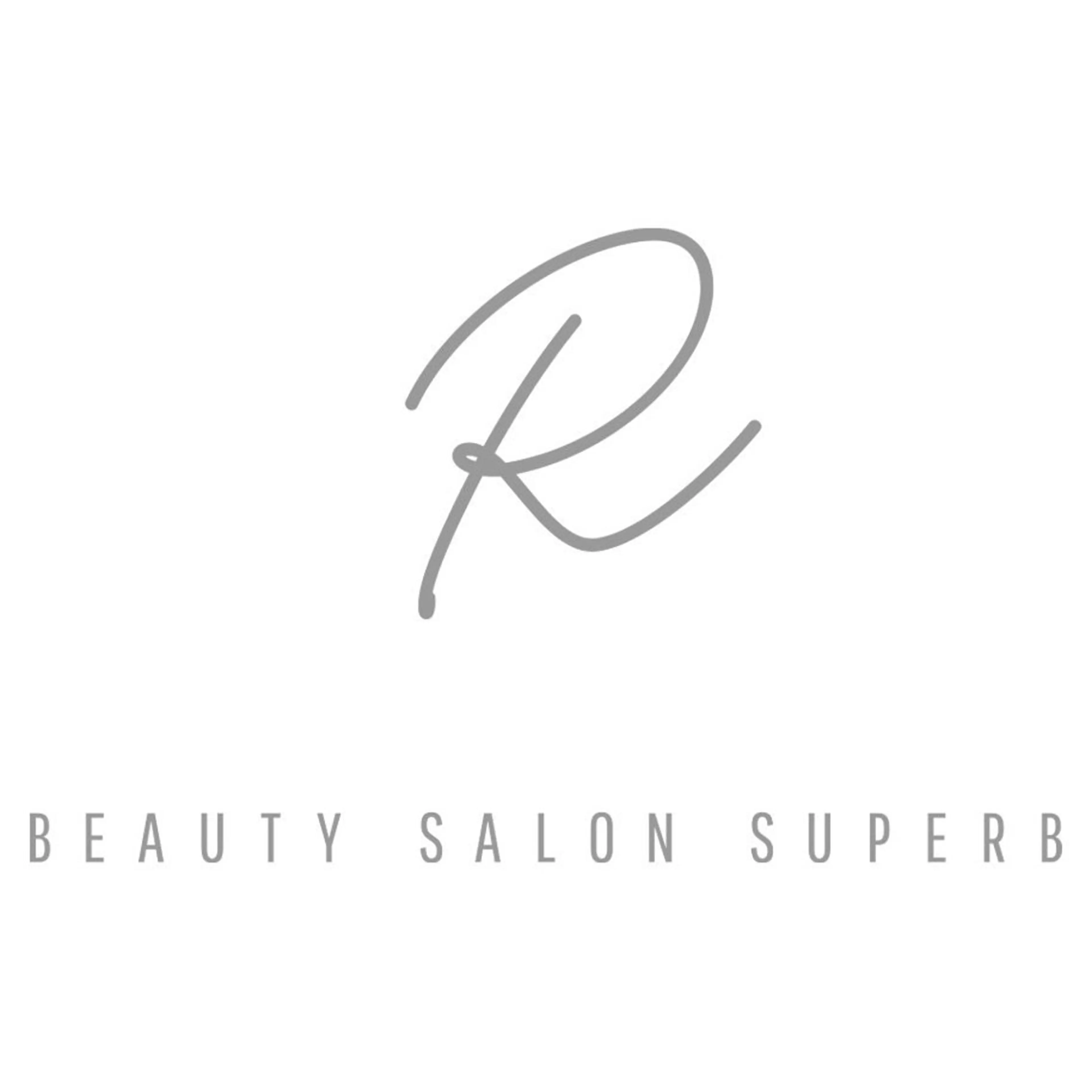 R MIIのネイルデザイン