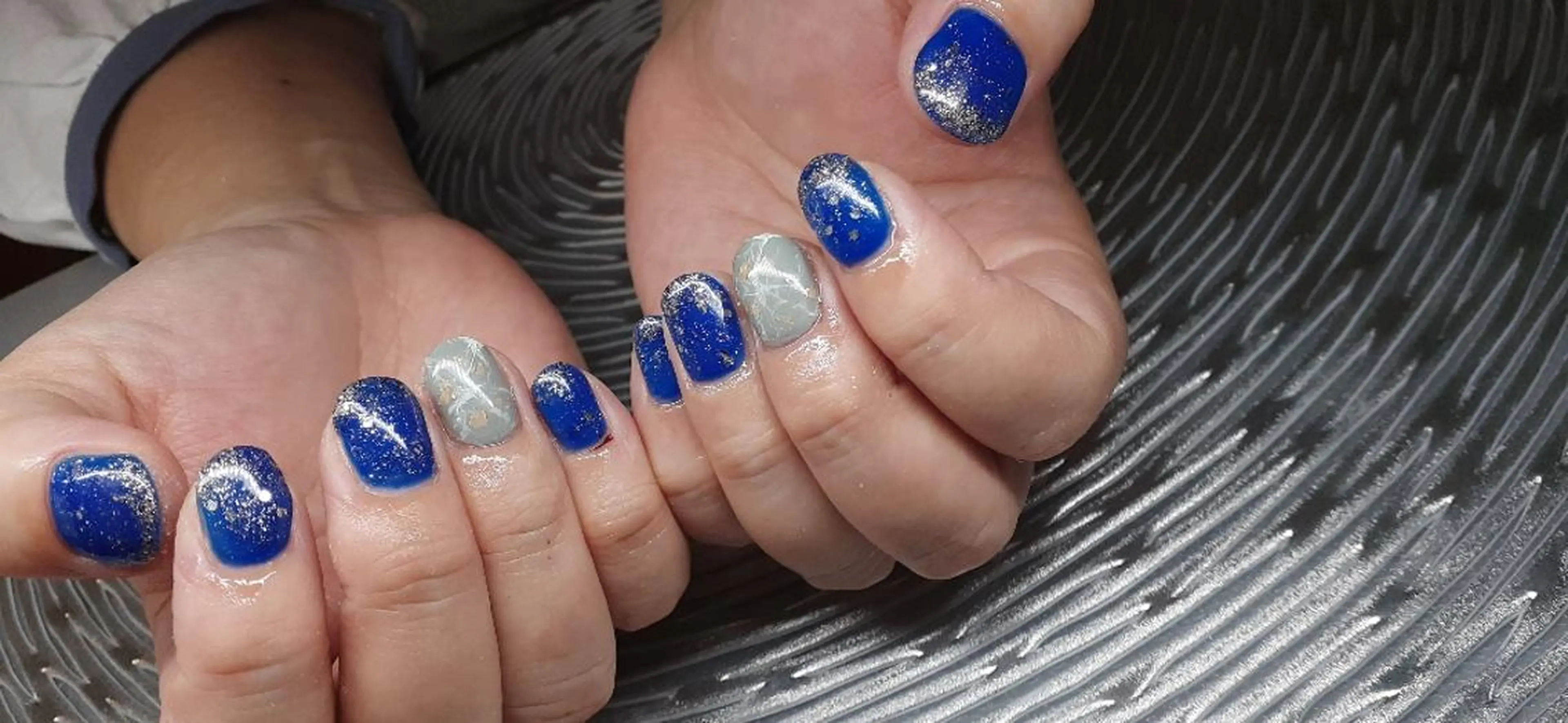 ネイル 大島 さやかのネイルデザイン