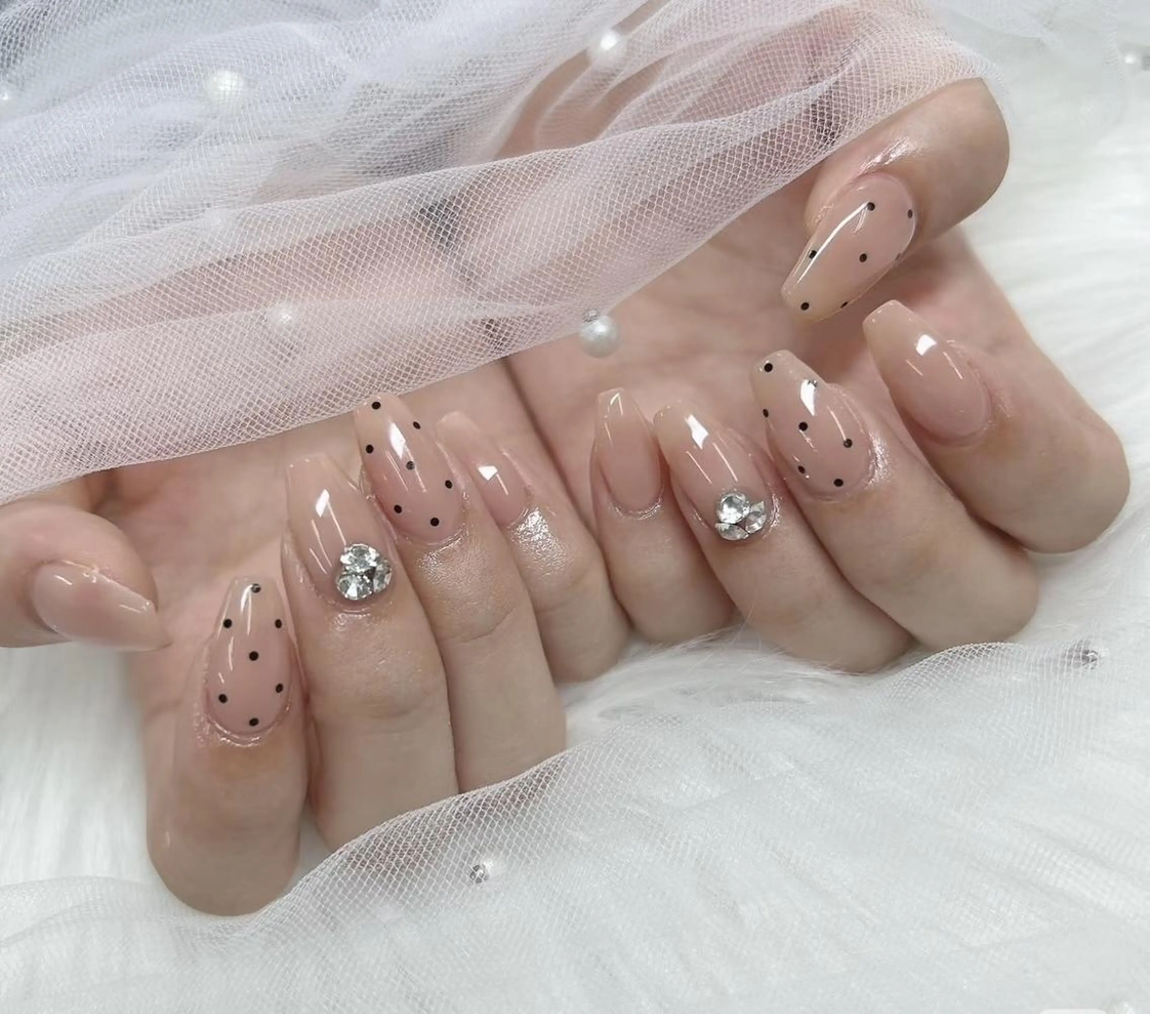 ネイル Chiara 長さだしのネイルデザイン