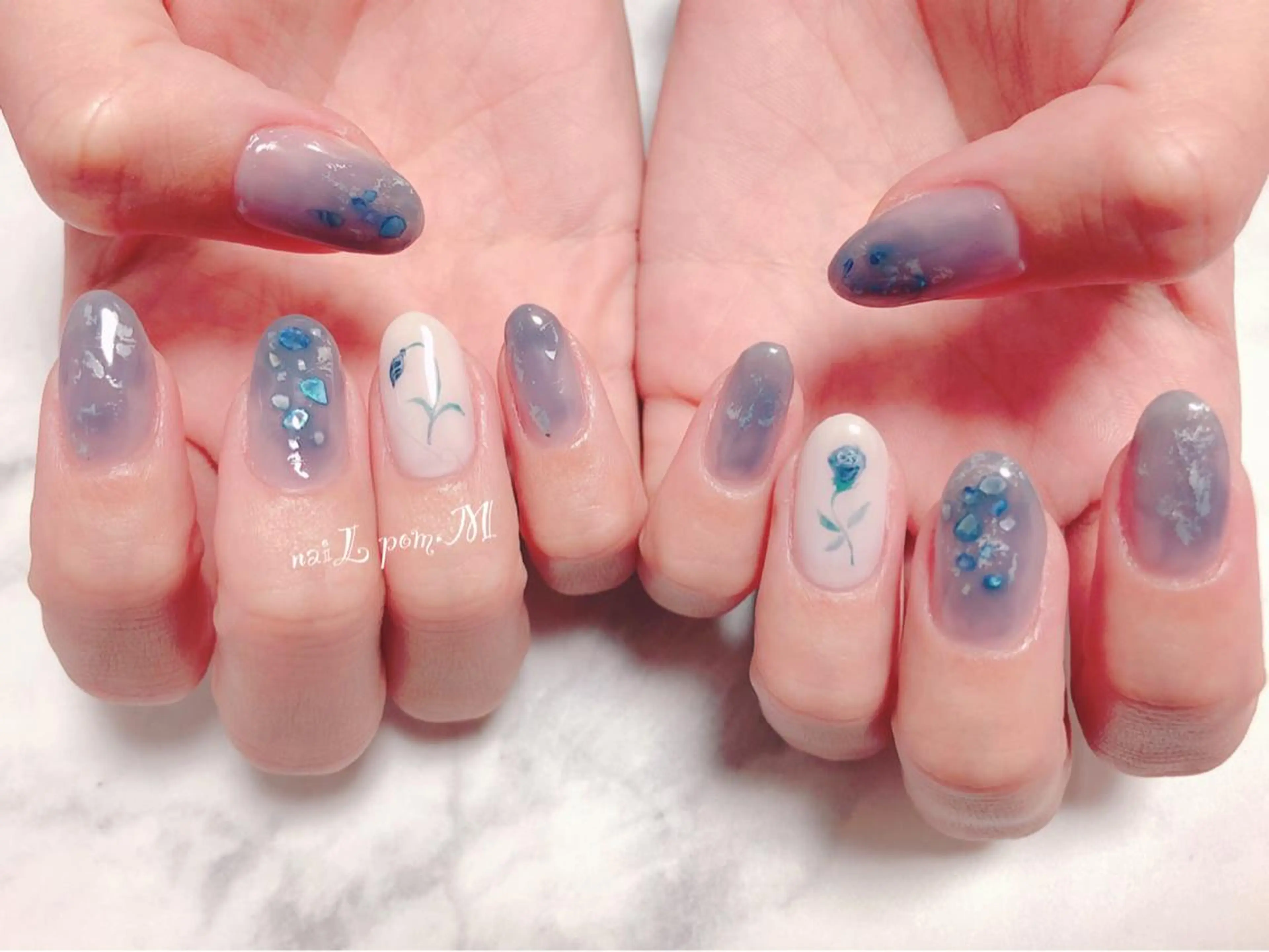 ネイル フラワーネイル ハンドネイル ハンドケア naiL pom.M所属・naiL pom.Mのネイルデザイン