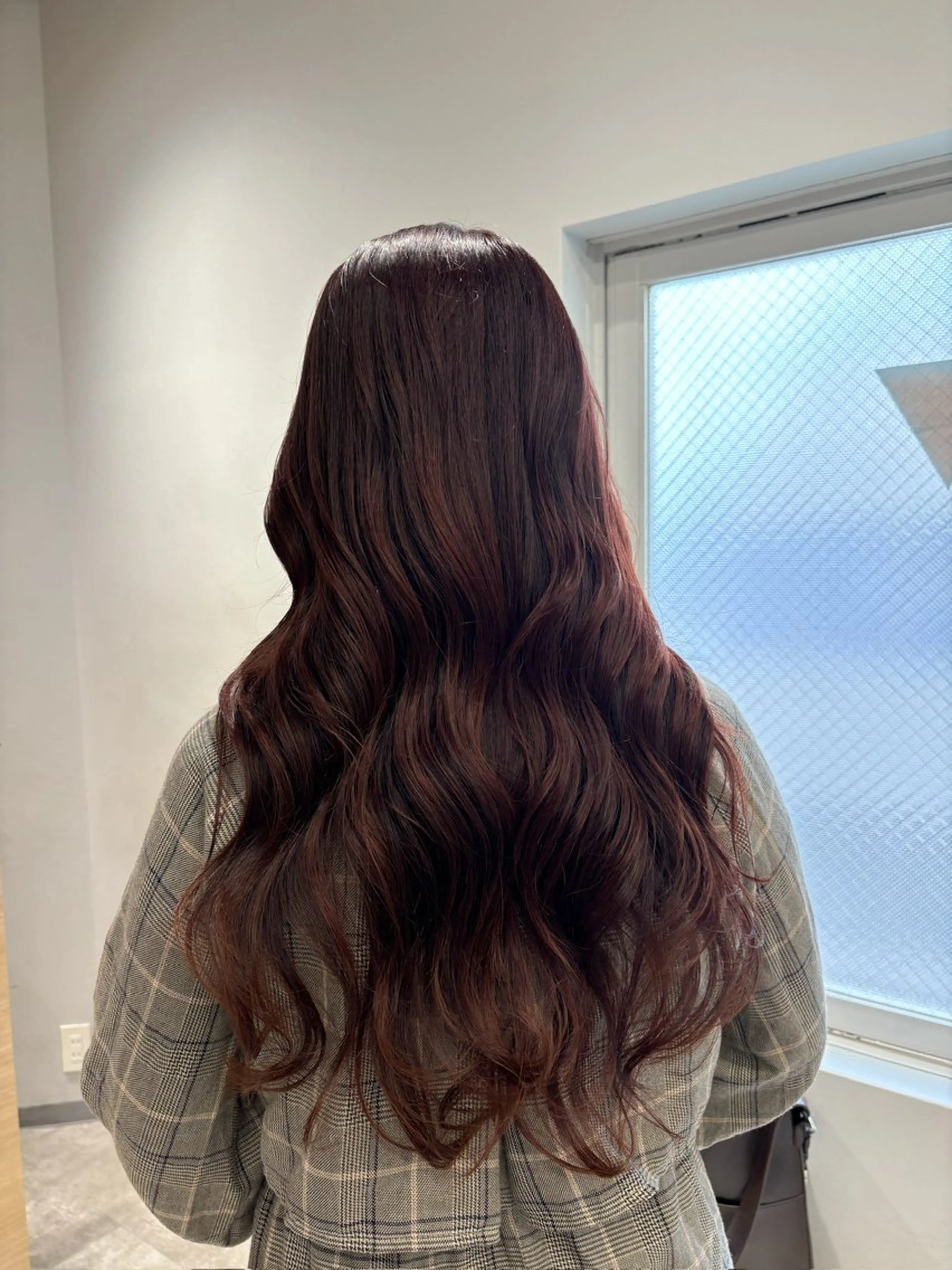 ロング 服部 真希のヘアスタイル