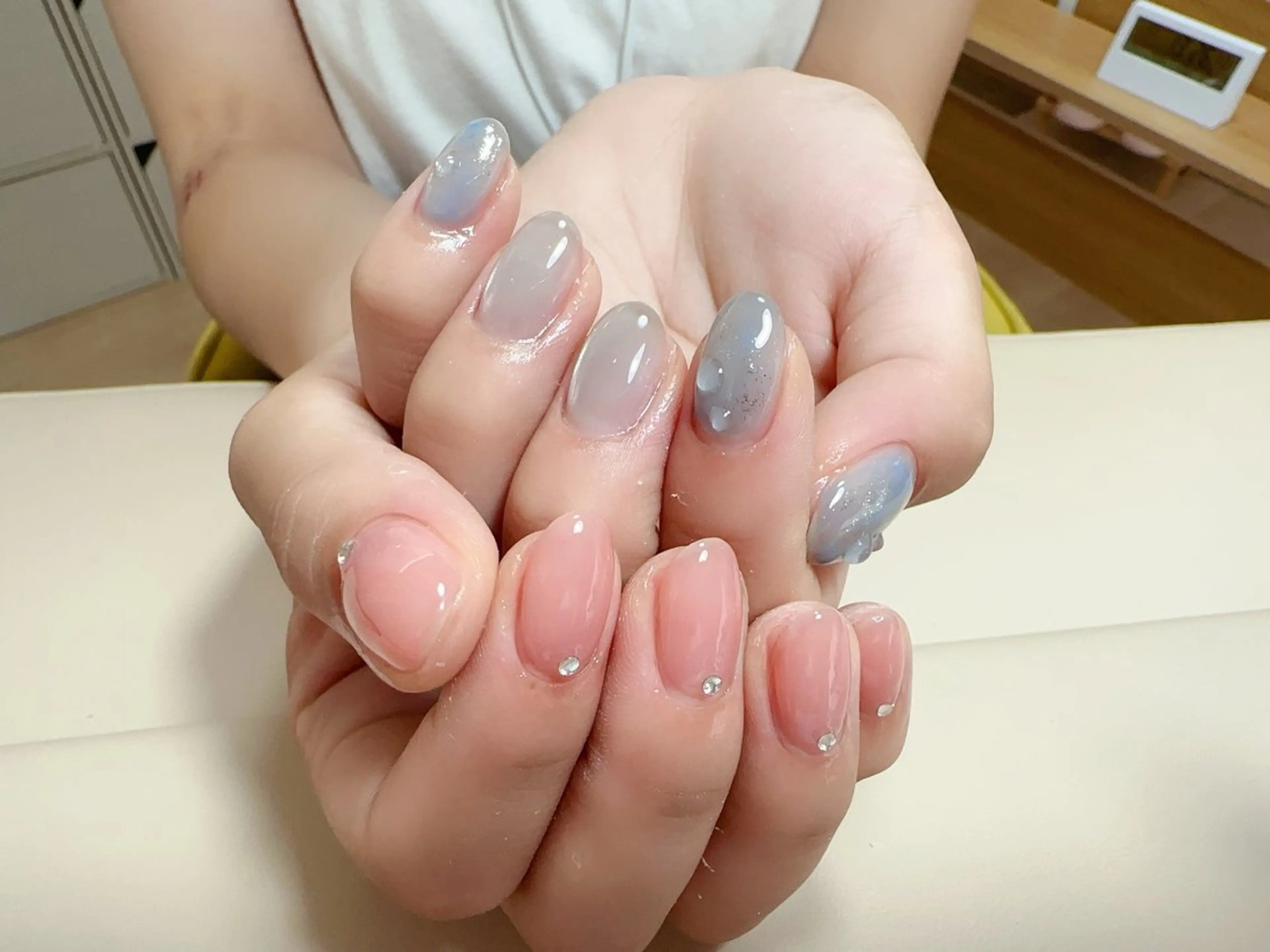 ネイル ハンドネイル NAIL CIRCLESのネイルデザイン