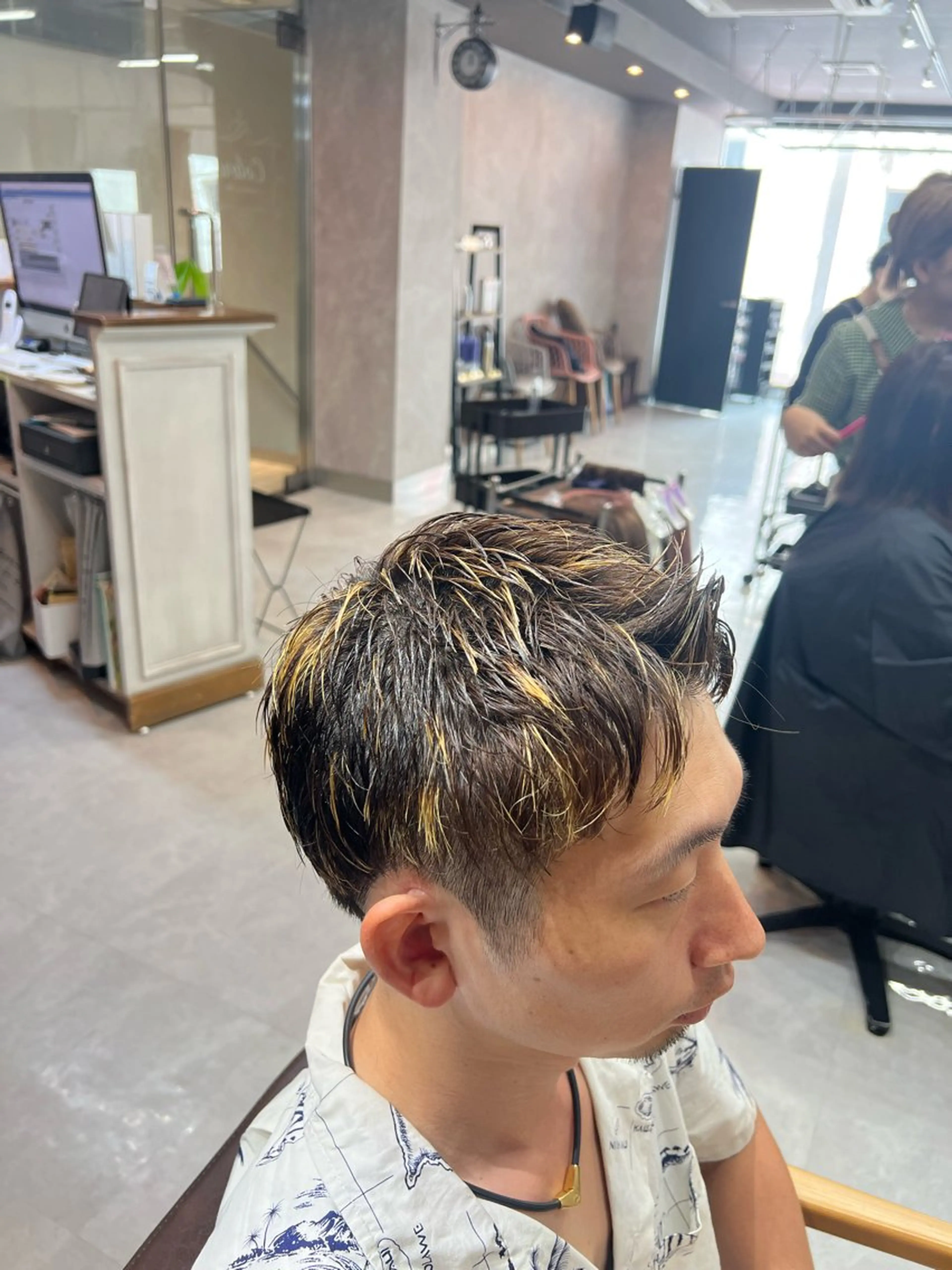 カラー メンズ メンズブリーチ メンズメッシュ ブリーチ メッシュ men's&ladys J'sGrace【メンズアンドレディース ジェイズグレイス】所属・🌻J'sGrace /JUMA🌻のヘアスタイル