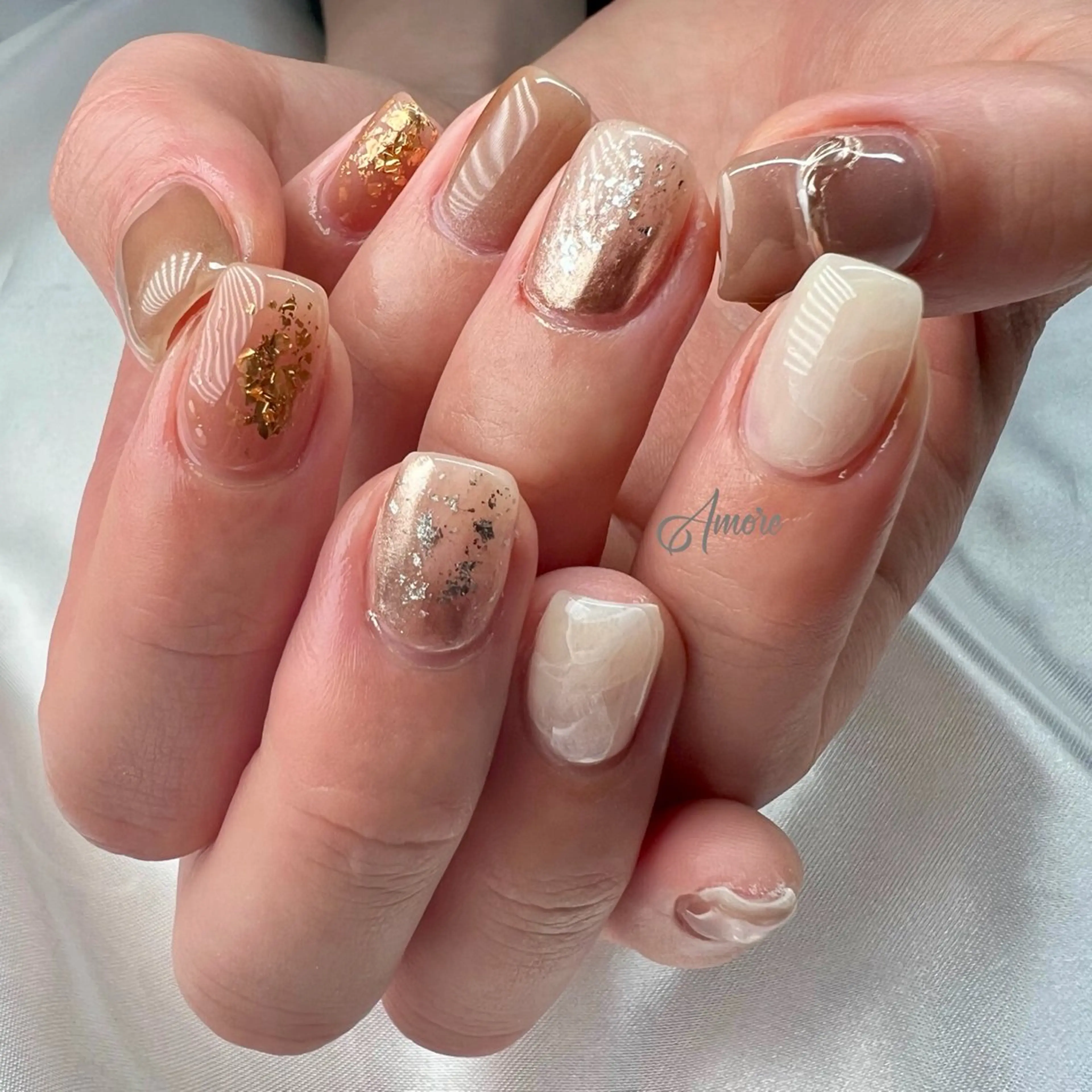 ネイル ジェルネイル キラキラネイル 韓国ネイル パラジェル バレンタイン You kyehwaのネイルデザイン