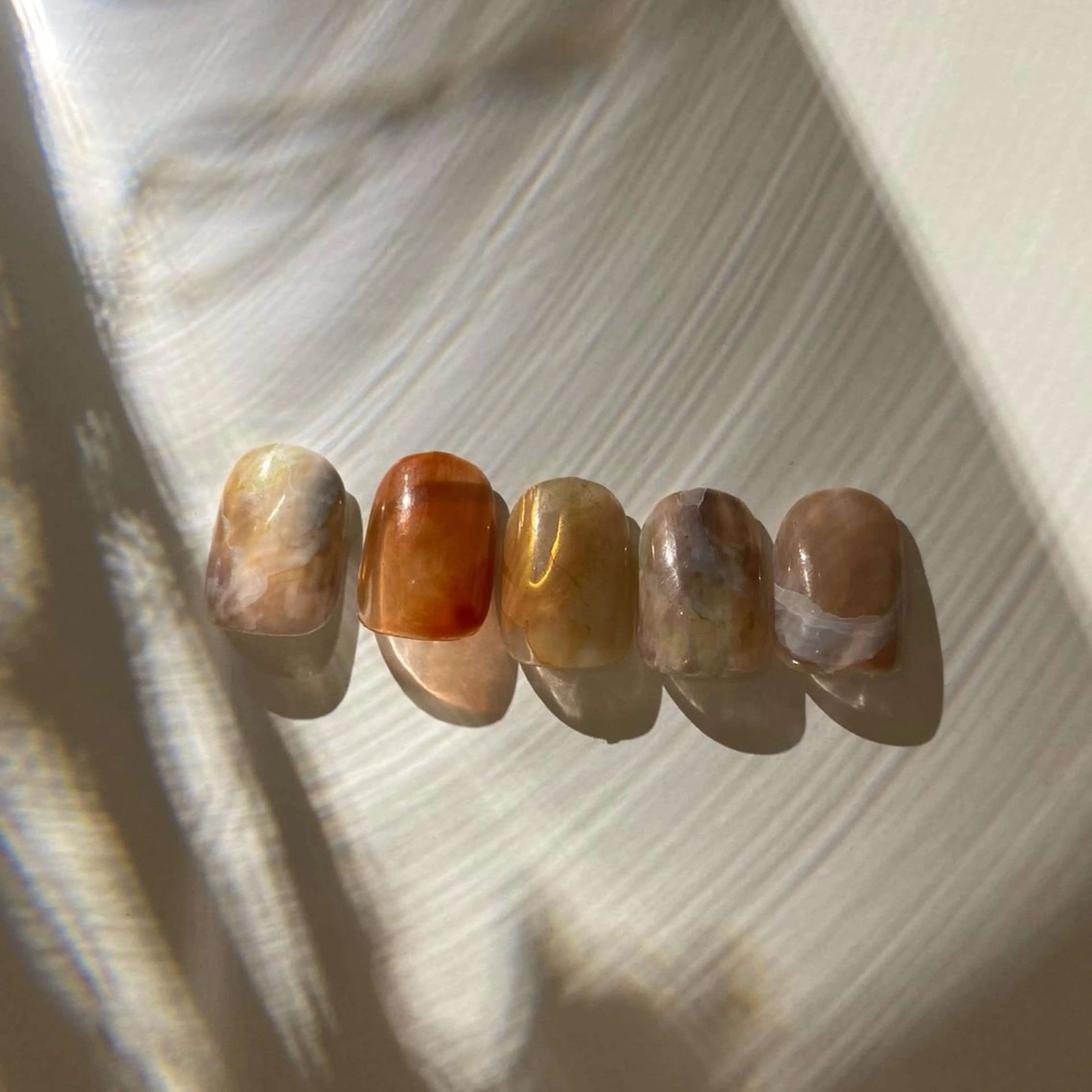 ネイル ニュアンスネイル ハンドネイル O. ERIKAのネイルデザイン