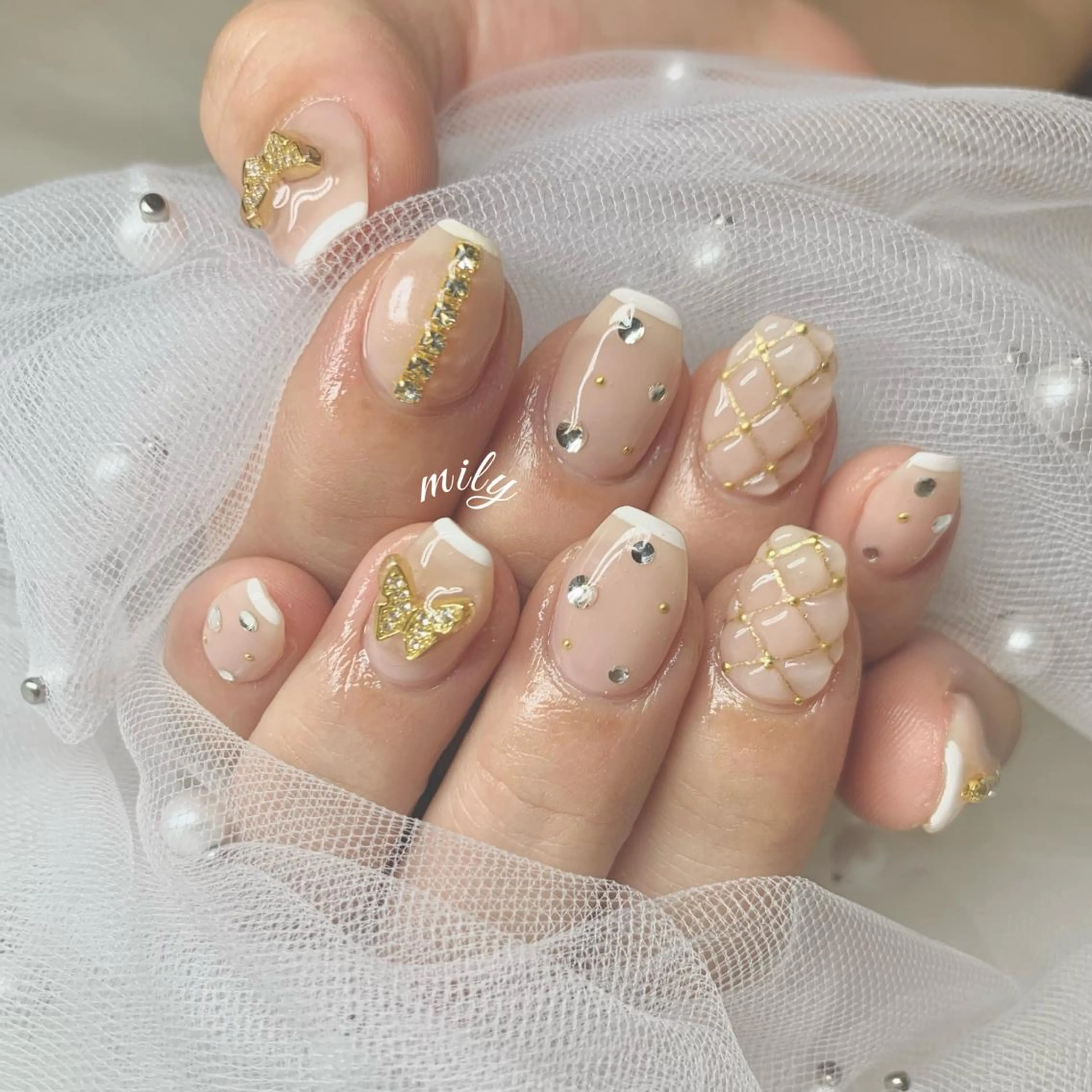 ネイル mily_harajuku所属・韓国ネイル☁️ haruna🌛のネイルデザイン