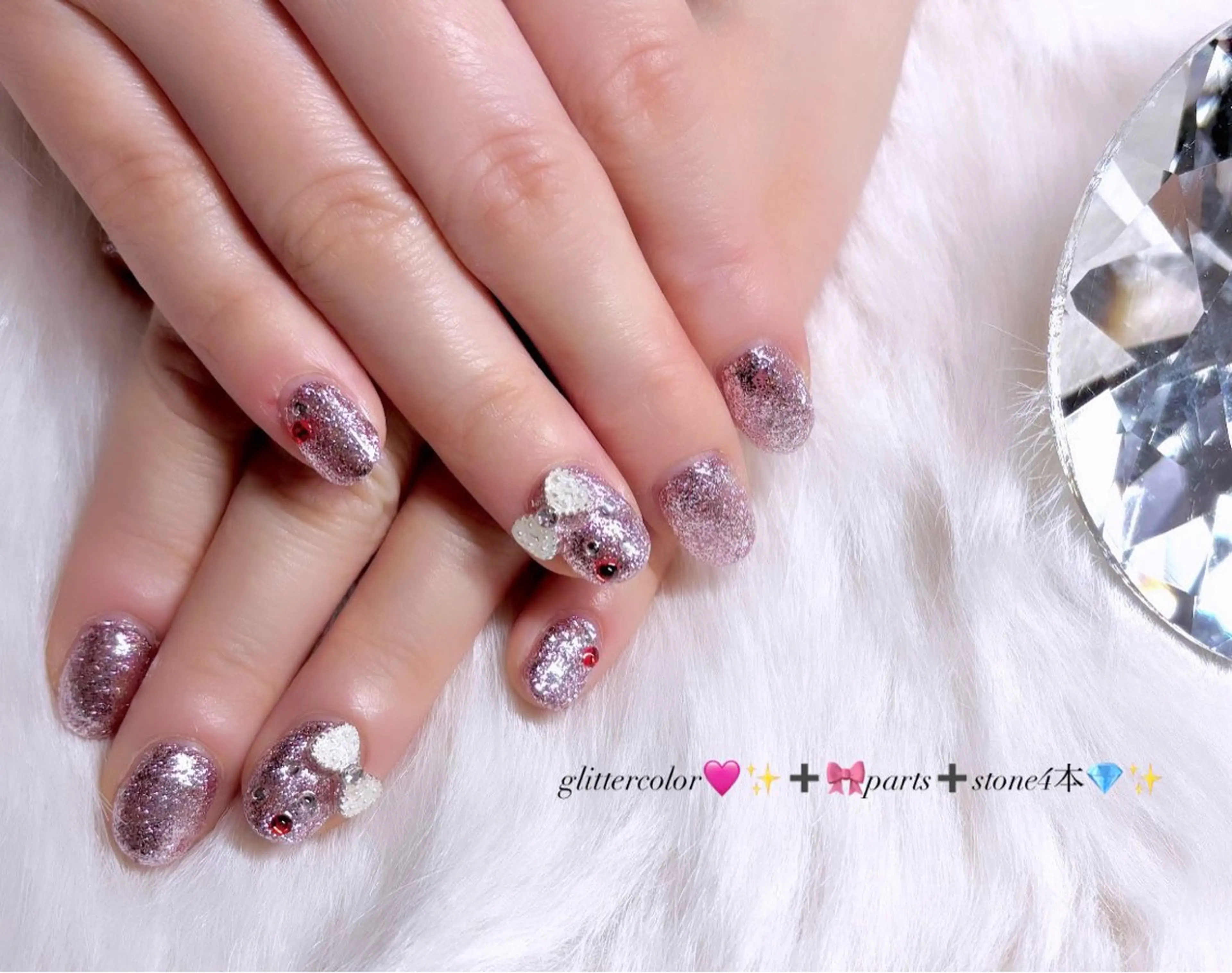 ネイル ラメ(グリッター) ワンカラーネイル ストーンネイル Clari-vu　エステ＆ネイル所属・mihane ﾜﾝﾎﾝ ｷﾞｬﾙのネイルデザイン