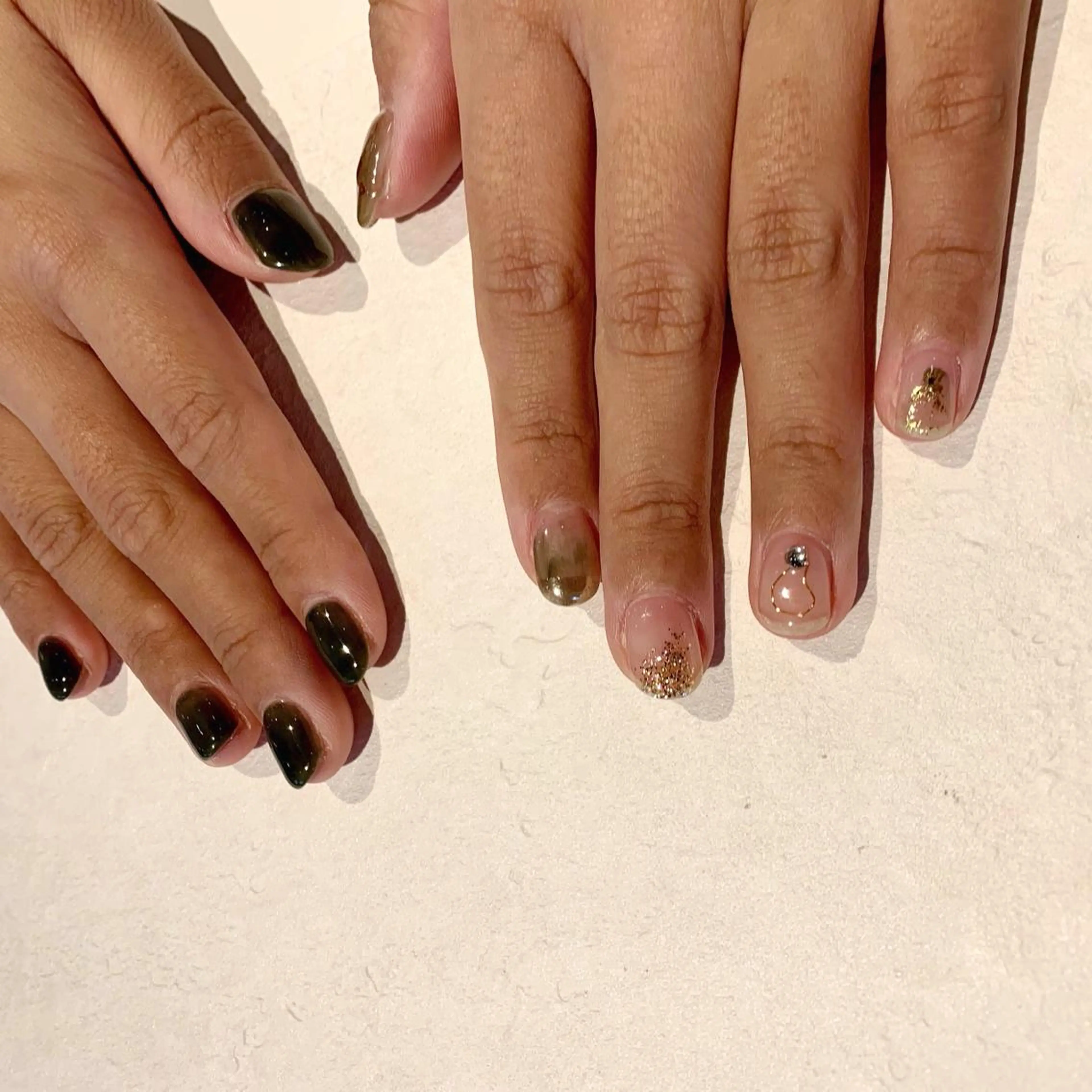 ショート ネイル clocln / Suzukaのネイルデザイン