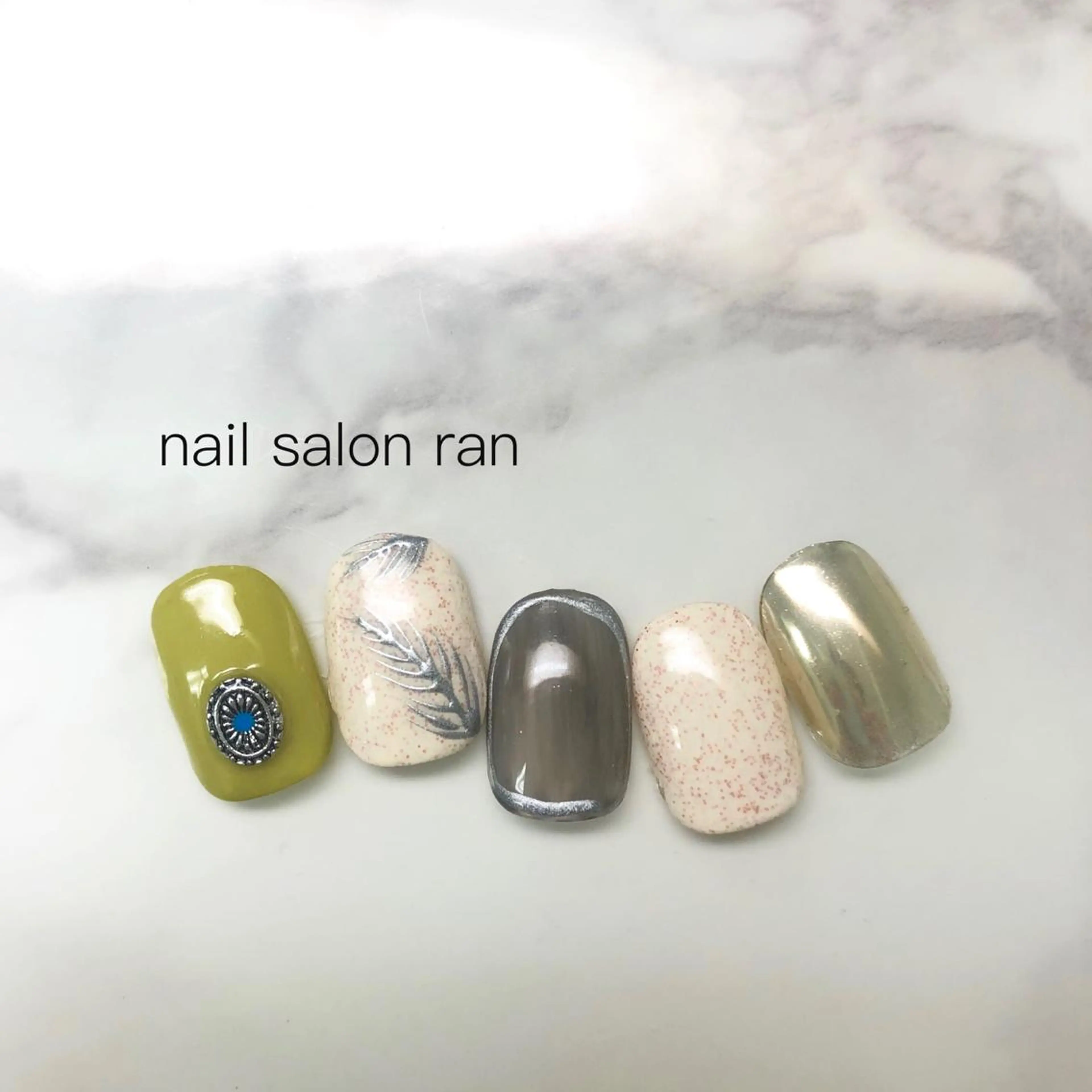 ネイル アートネイル nailsalon ranのネイルデザイン