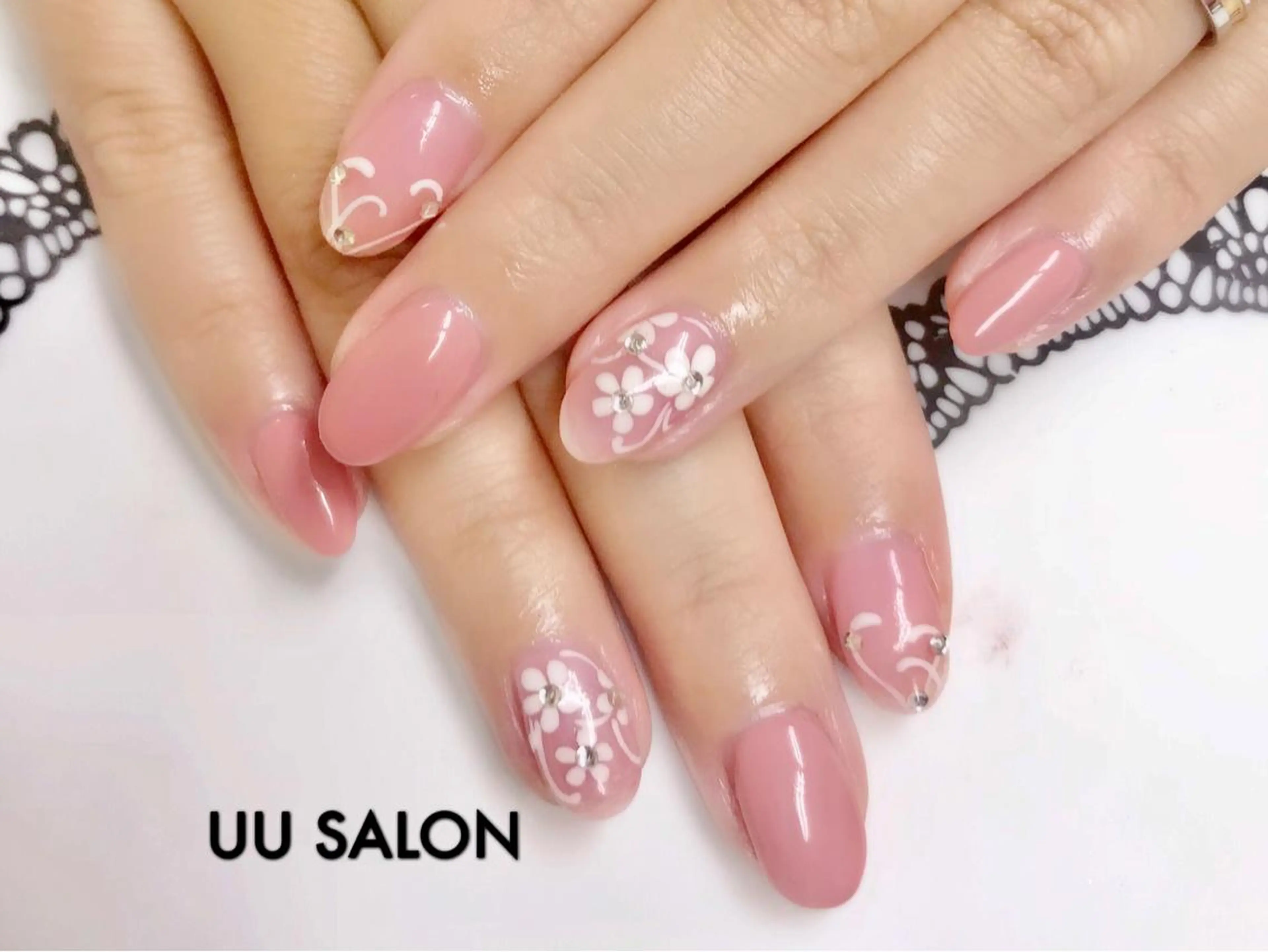 ネイル UU Salon所属・UU ゆきのネイルデザイン
