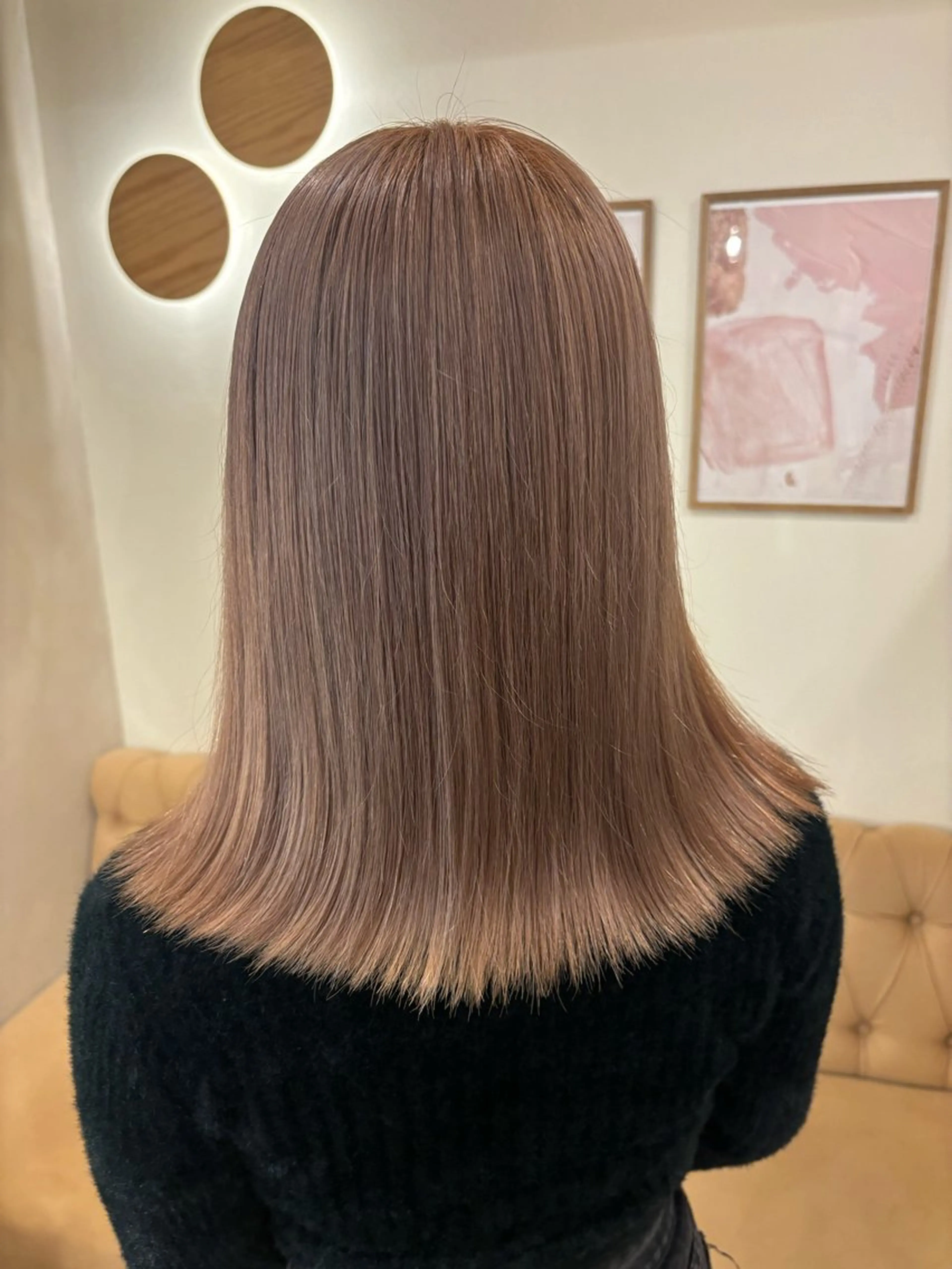 ミディアム カラー ブリーチ ミルクティ/ピンク/ レイヤー/yuriaのヘアスタイル