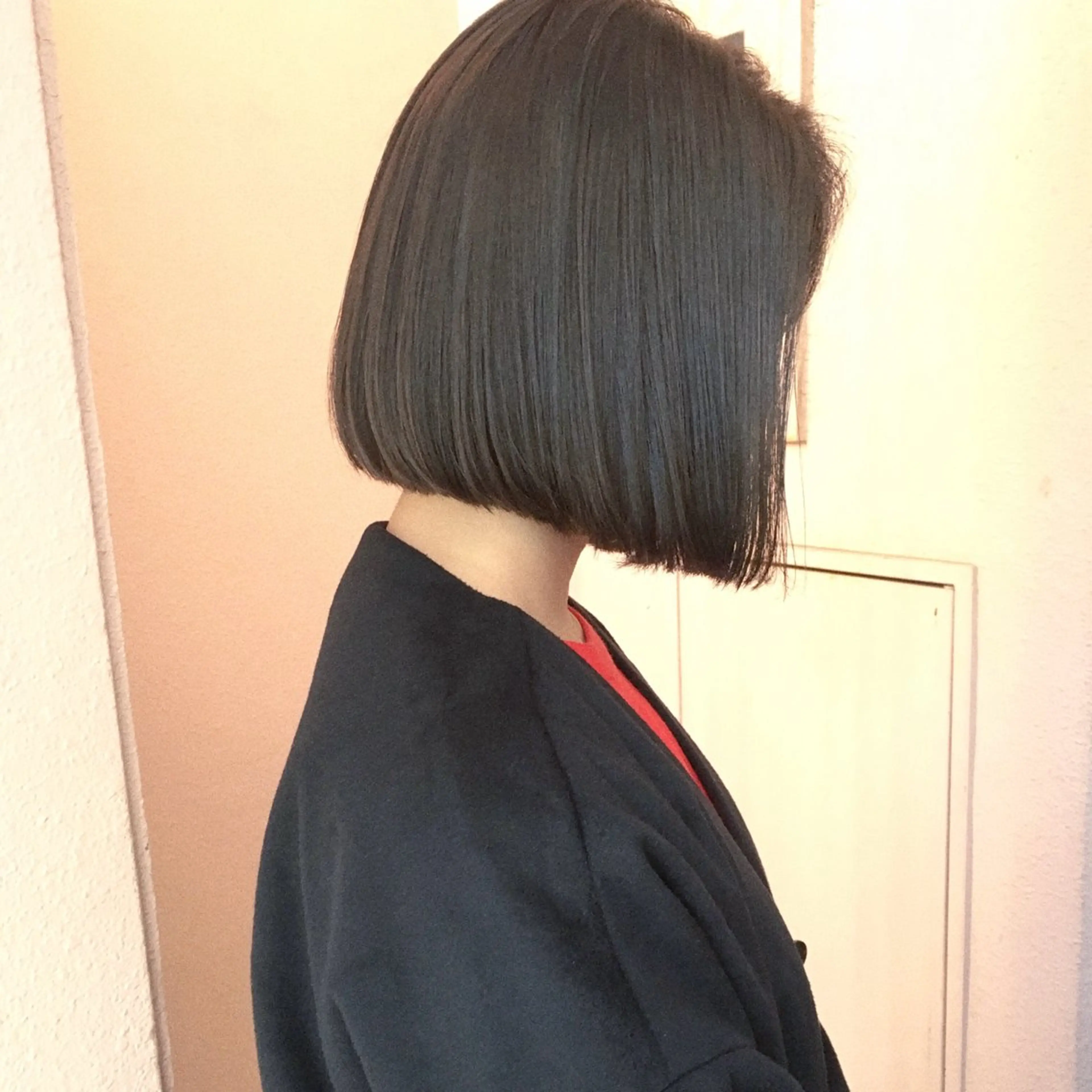 ショート カラー グレージュ ボブ カット ヘアカラー トリートメント レイヤーカット🪄 耳ツボ🎀Ayumiのヘアスタイル