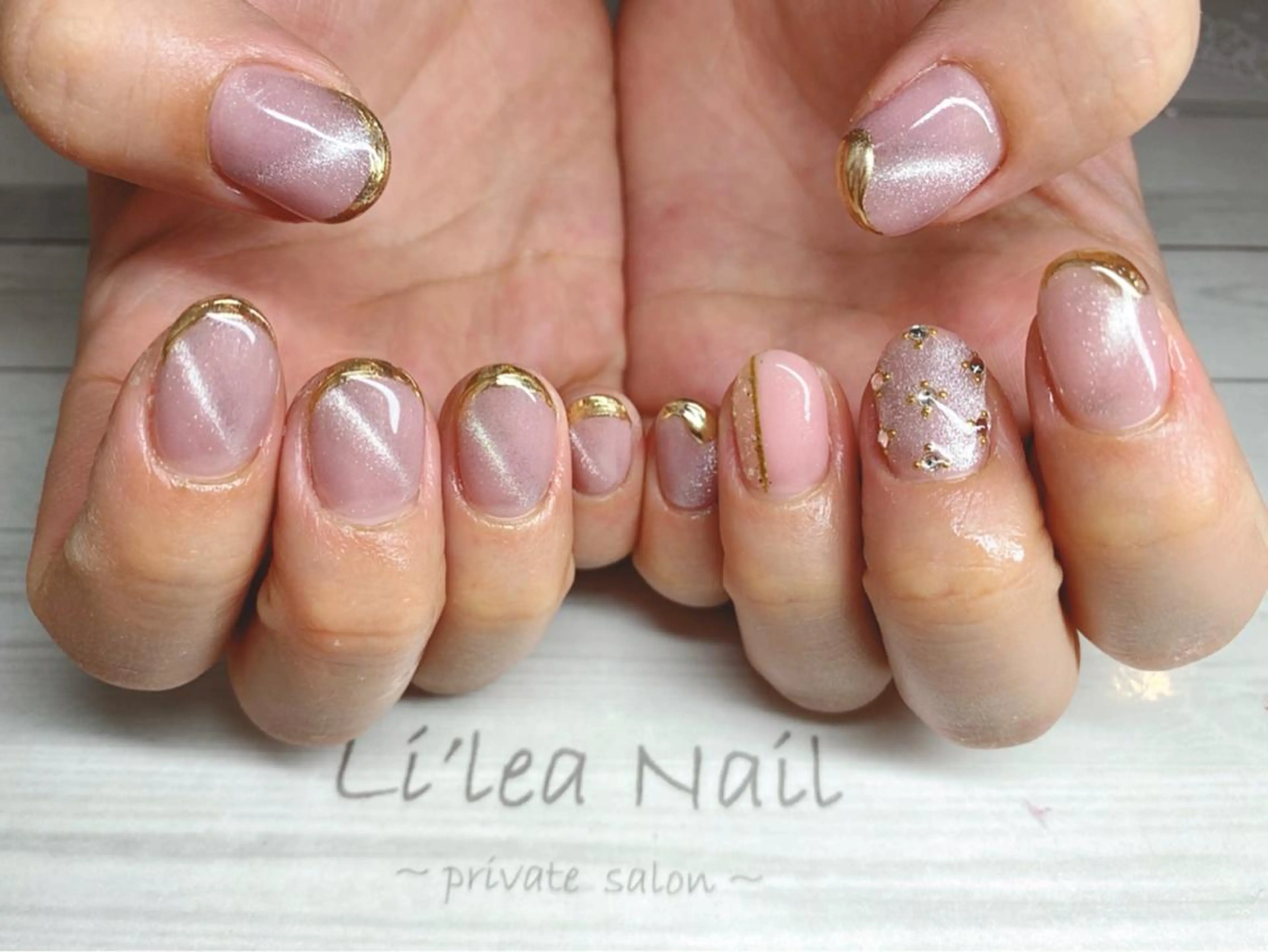 ネイル Li'leaNail AINAのネイルデザイン