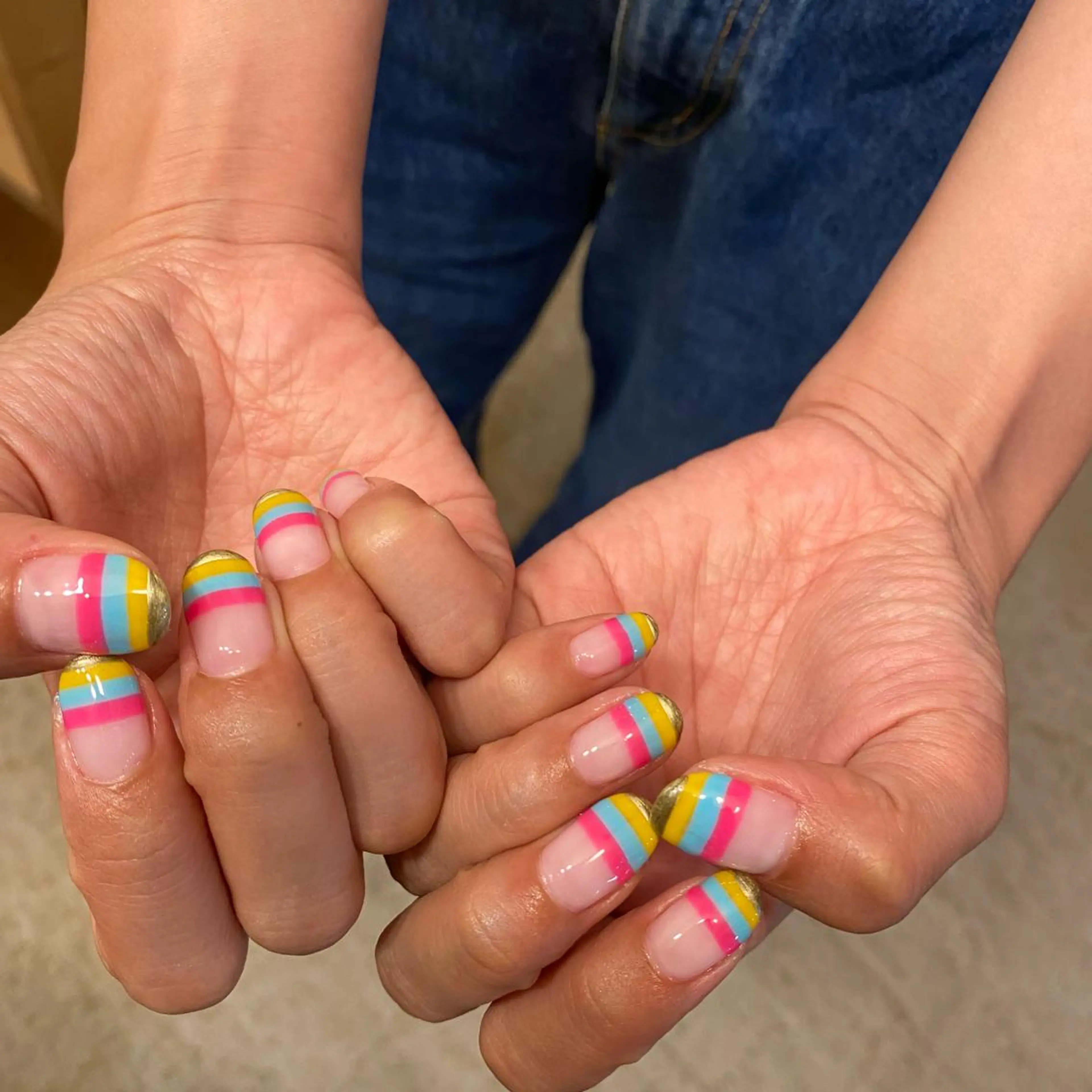 ネイル ハンドネイル Amber21.所属・Nagahama Akariのネイルデザイン