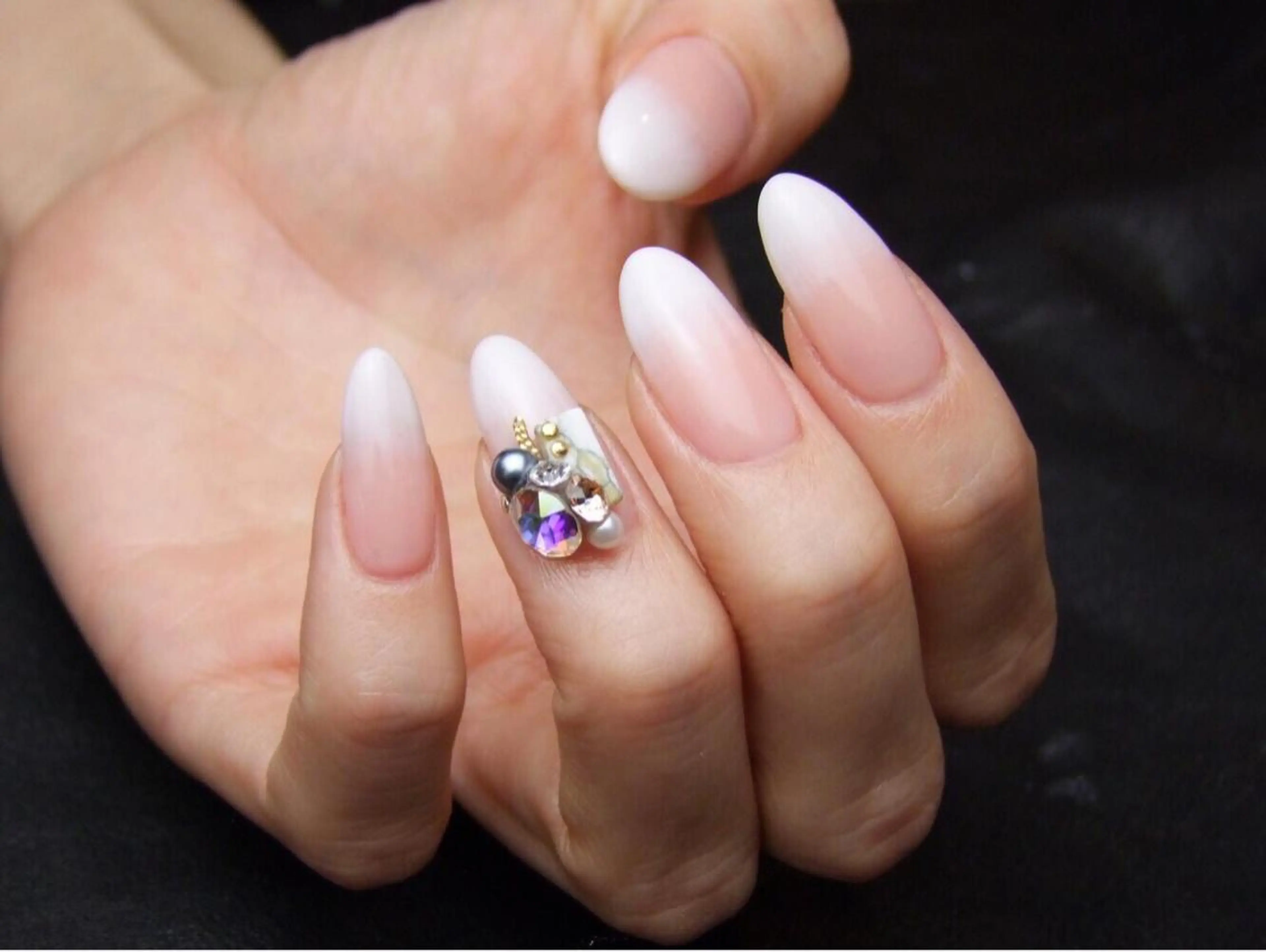 ネイル グラデーション The  Next...所属・TheNext kitahorieのネイルデザイン