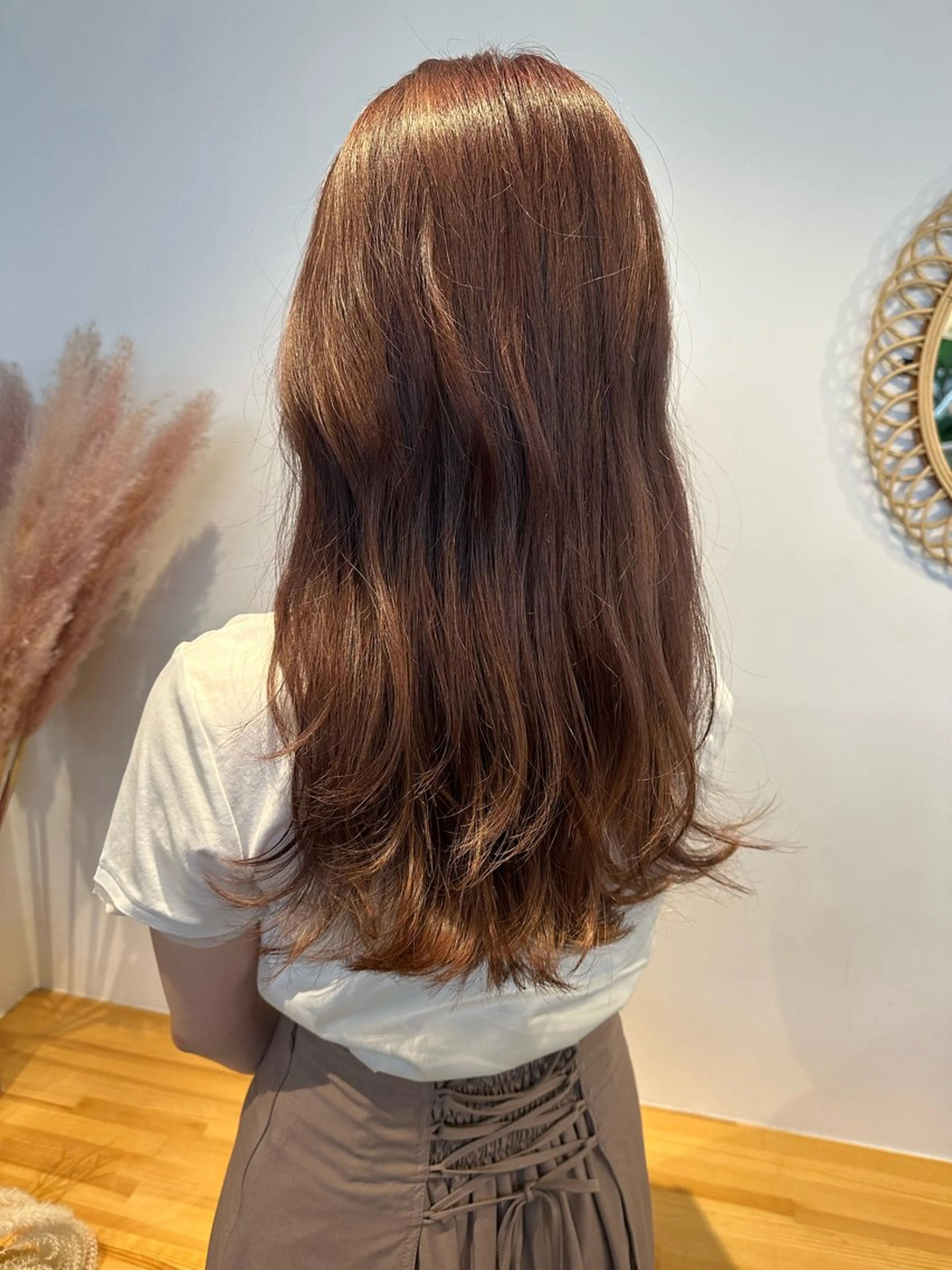 セミロング カラー yuika .のヘアスタイル