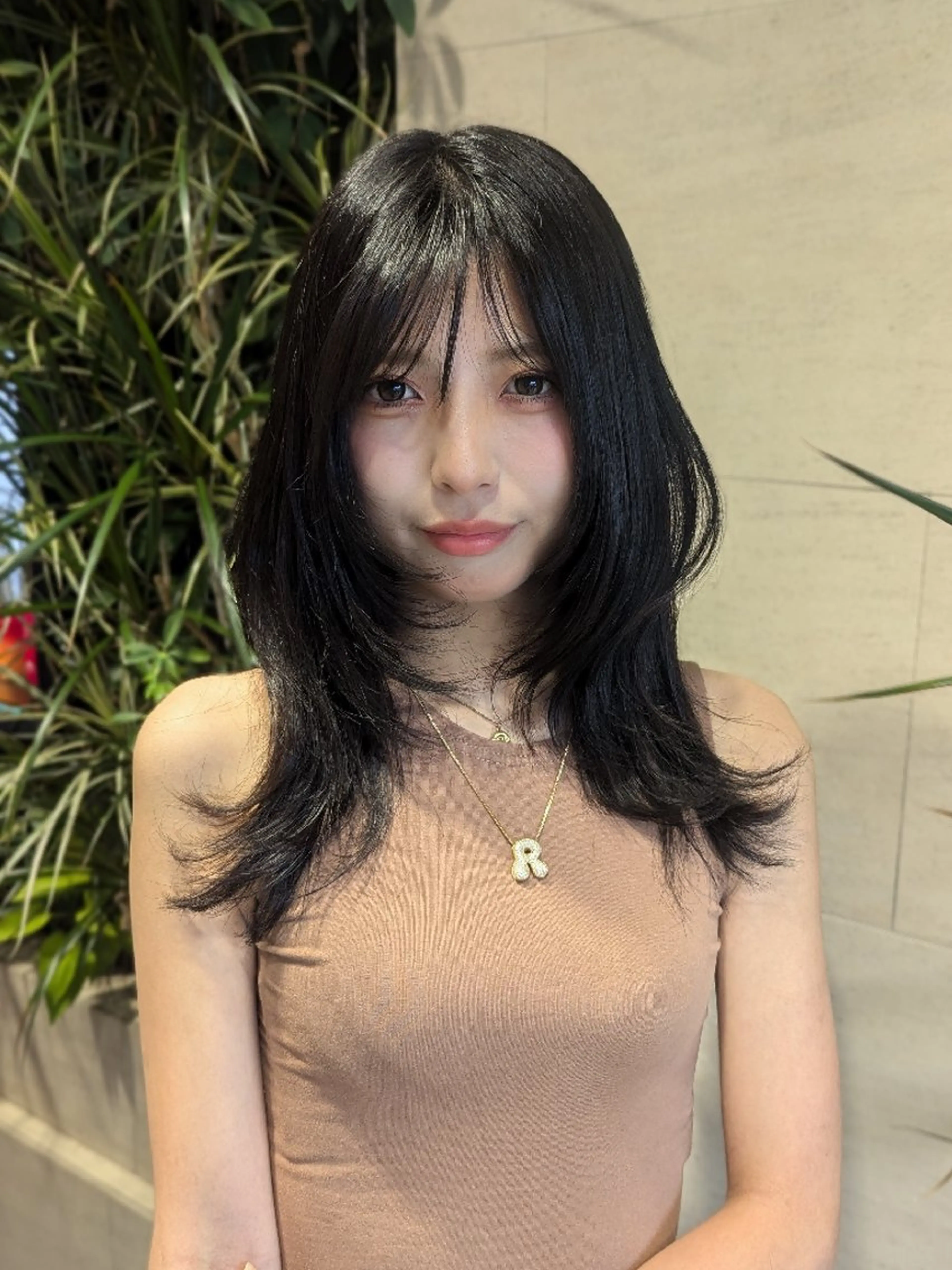 ロング カット トリートメント 髪質改善/お呼ば れヘア/透明感カラーのヘアスタイル