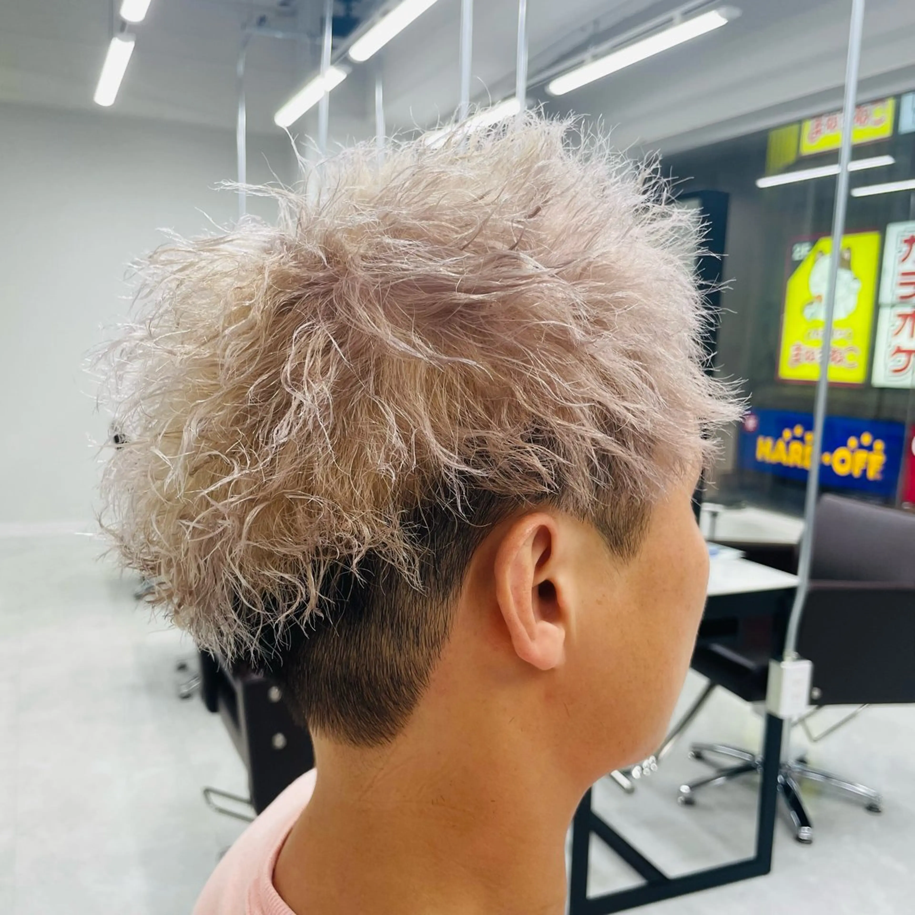 ショート カラー パーマ メンズ メンズカット特化✂︎ SHINGO 本厚木のヘアスタイル