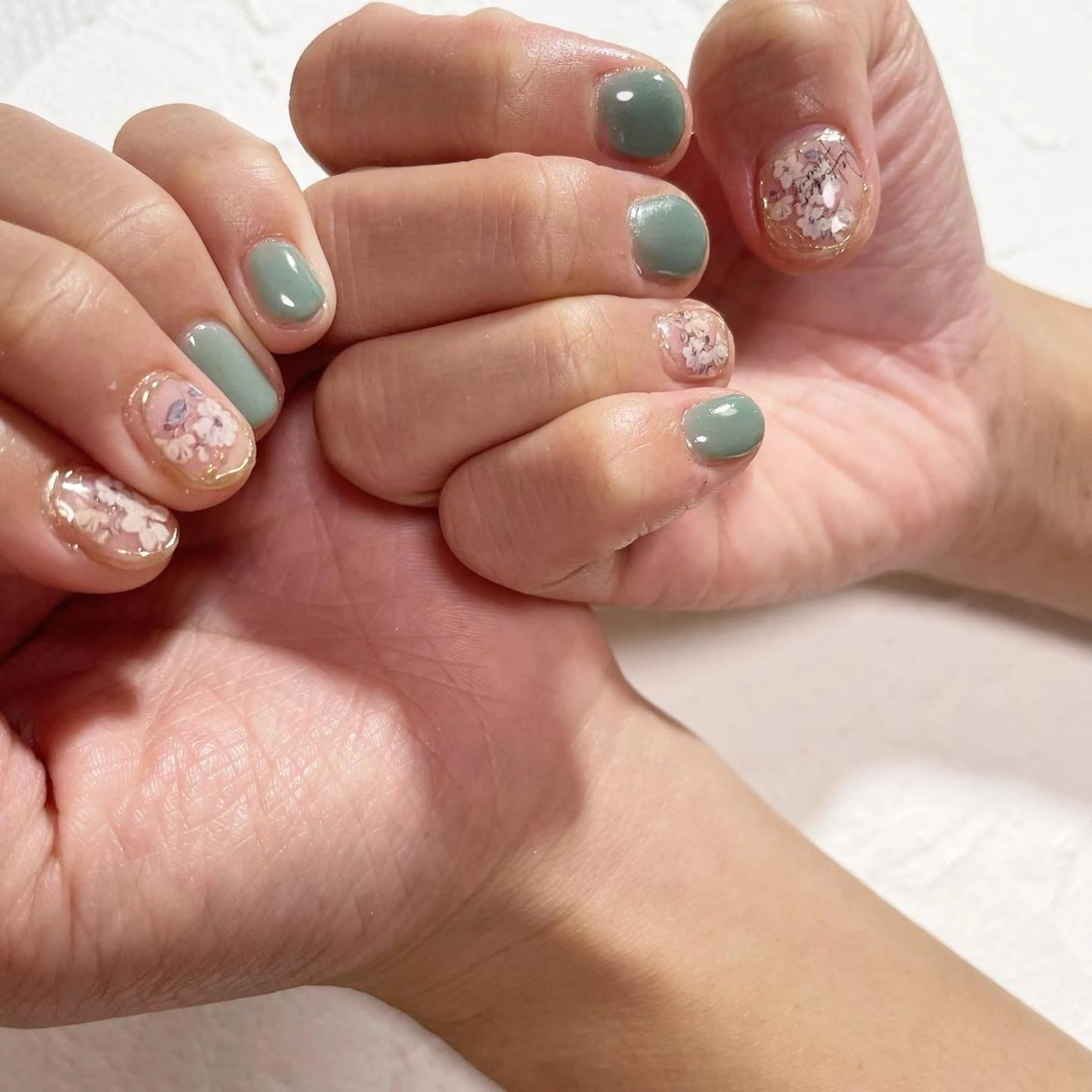 ネイル nail.gorin所属・吉村 優子のネイルデザイン