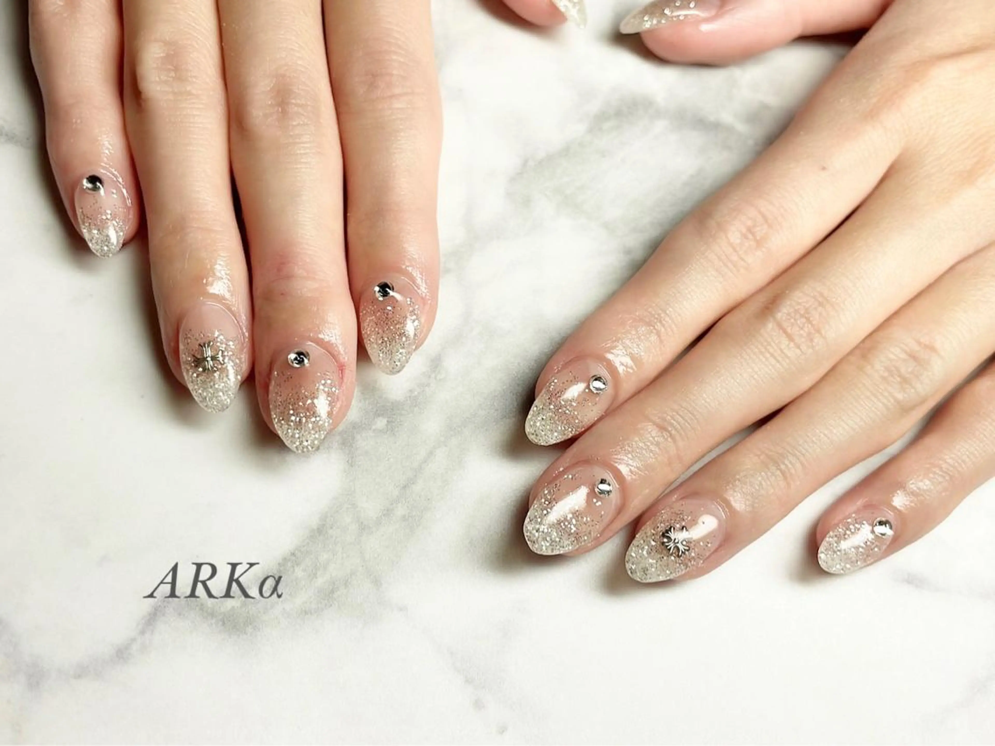 ネイル ハンドネイル ARKα Nishiのネイルデザイン