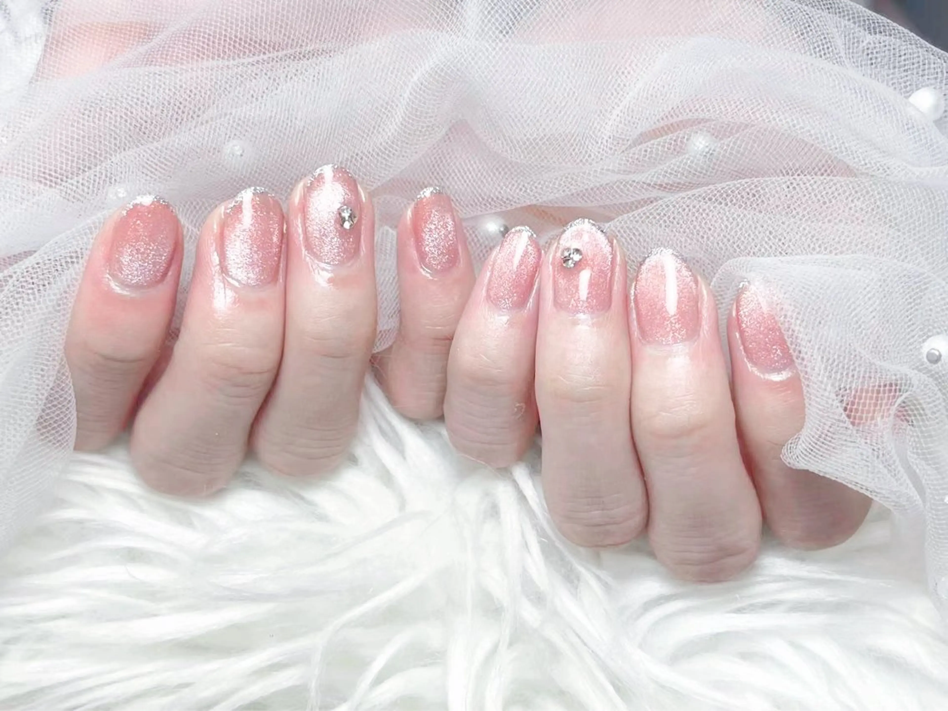 メンズ ネイル アートネイル フレンチネイル ジェルネイル キラキラネイル パラジェル ハンドネイル Bloom スカルプ専門店のネイルデザイン