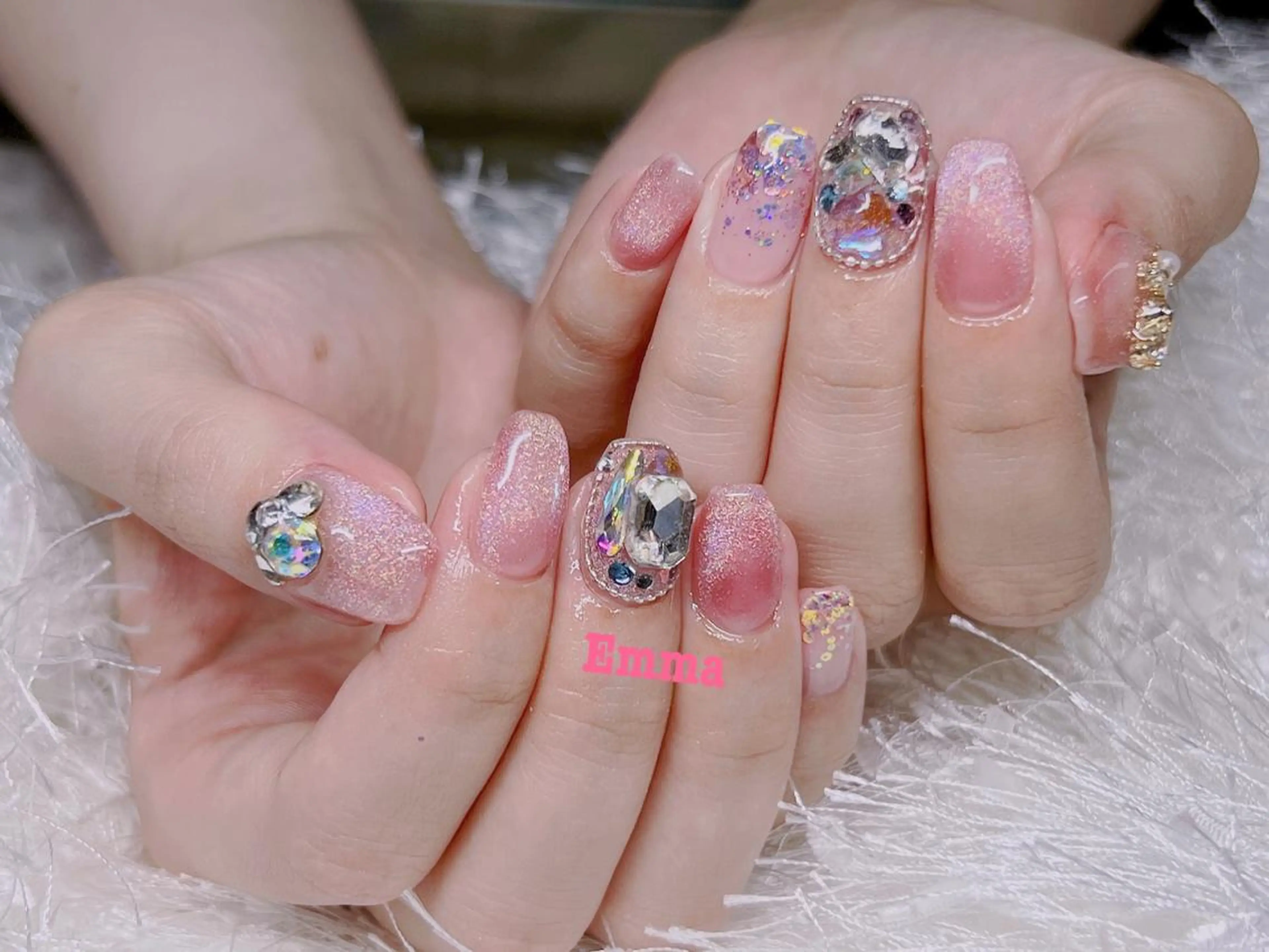 ネイル She   Nail所属・ISA_ BELLAのネイルデザイン