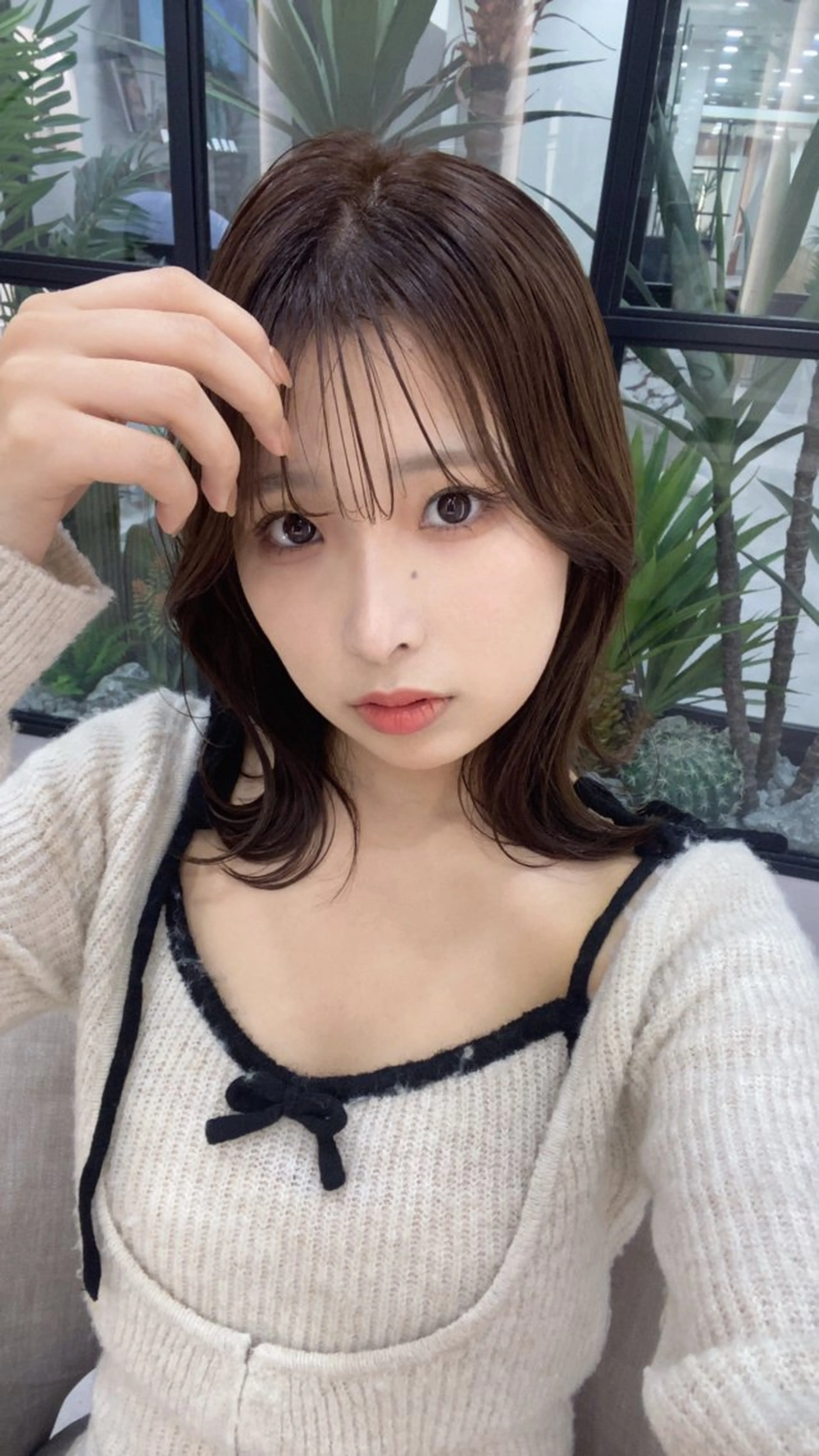 ミディアム カット トリートメント AIconic nagoya所属・縮毛矯正/ レイヤー/ミディアムのヘアスタイル