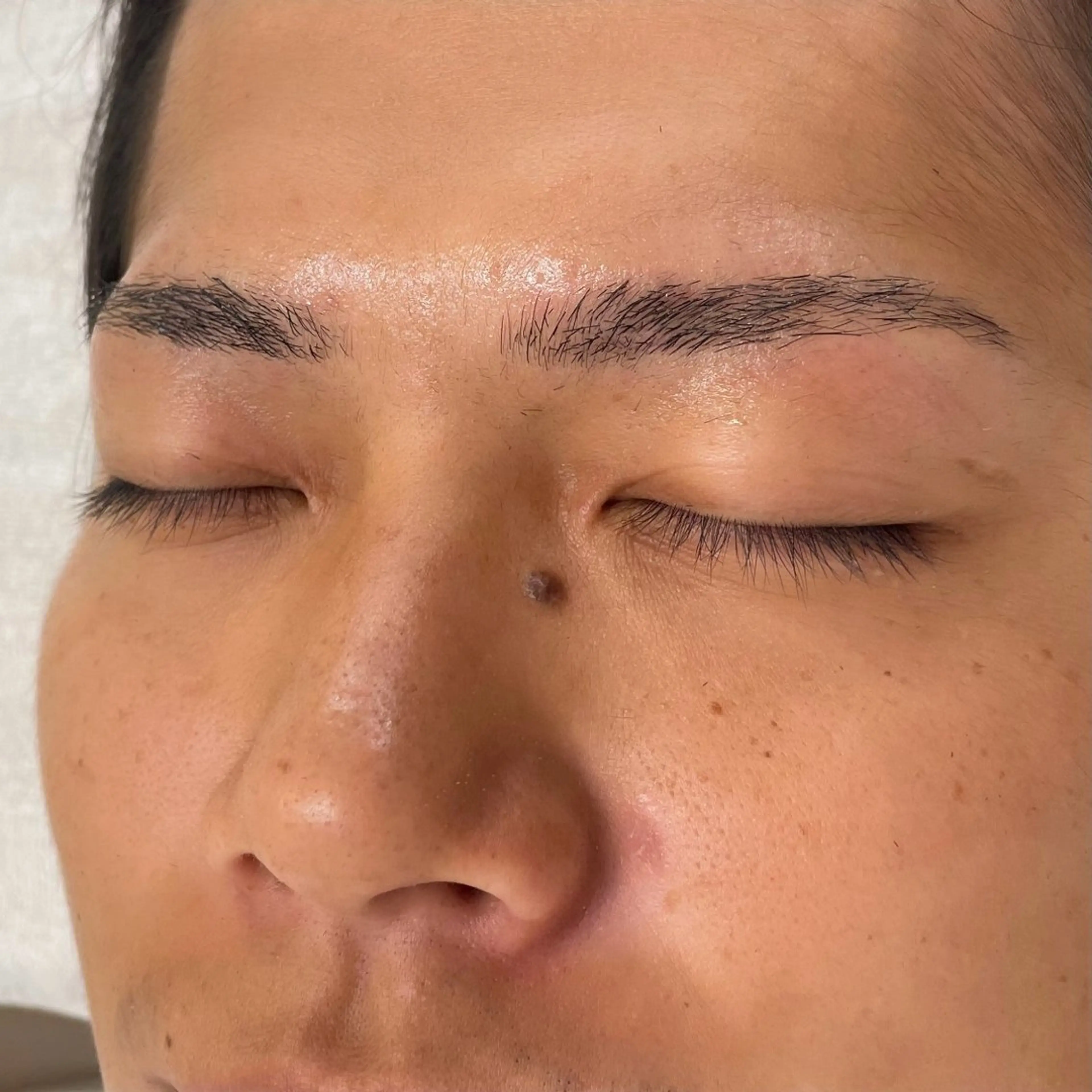 メンズ アイブロウ メンズアイブロウ ayumi/似合わせ トレンド/束間🪽の眉毛・アイブロウイメージ