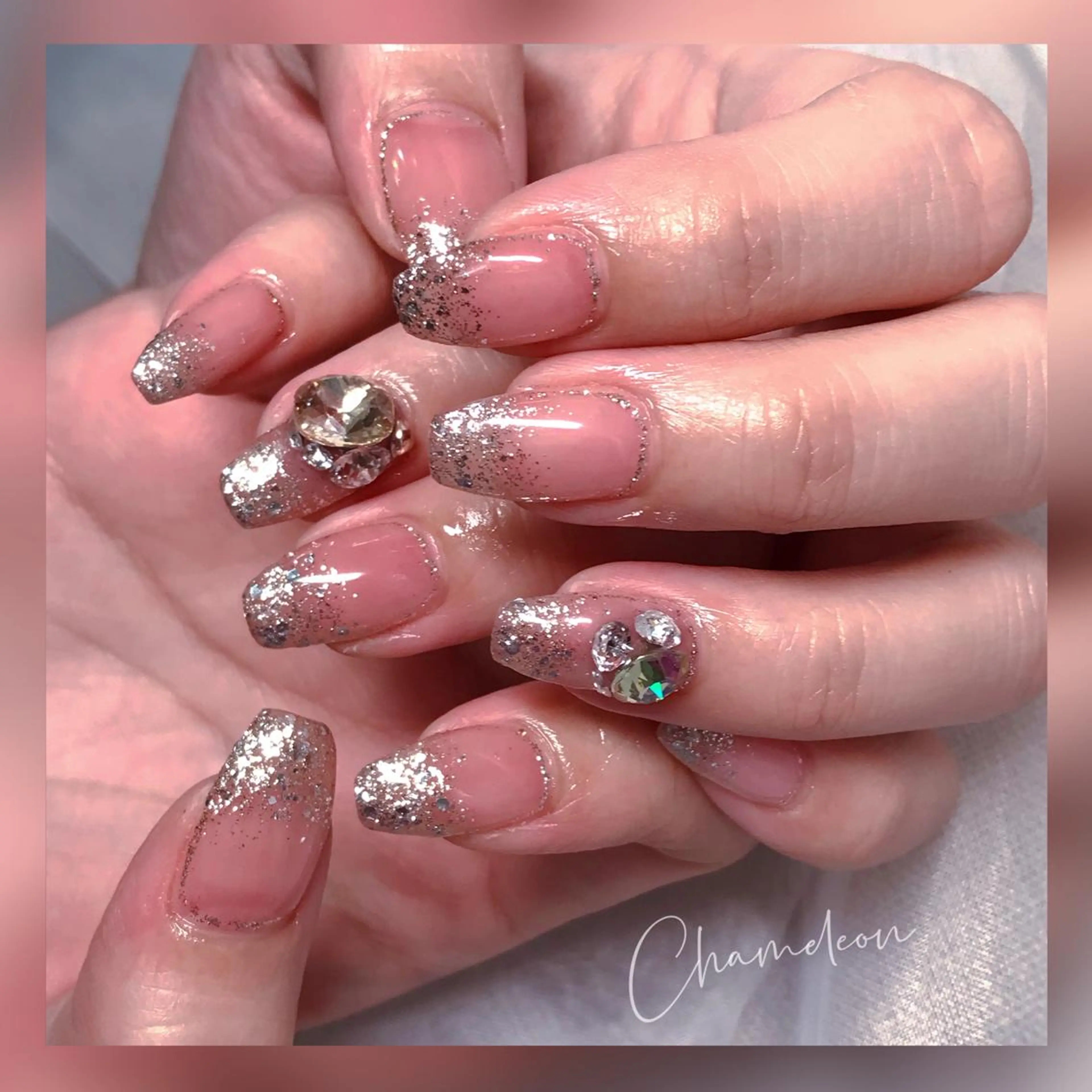 ネイル ハンドネイル 《カメレオン》 西田美輝のヘアスタイル