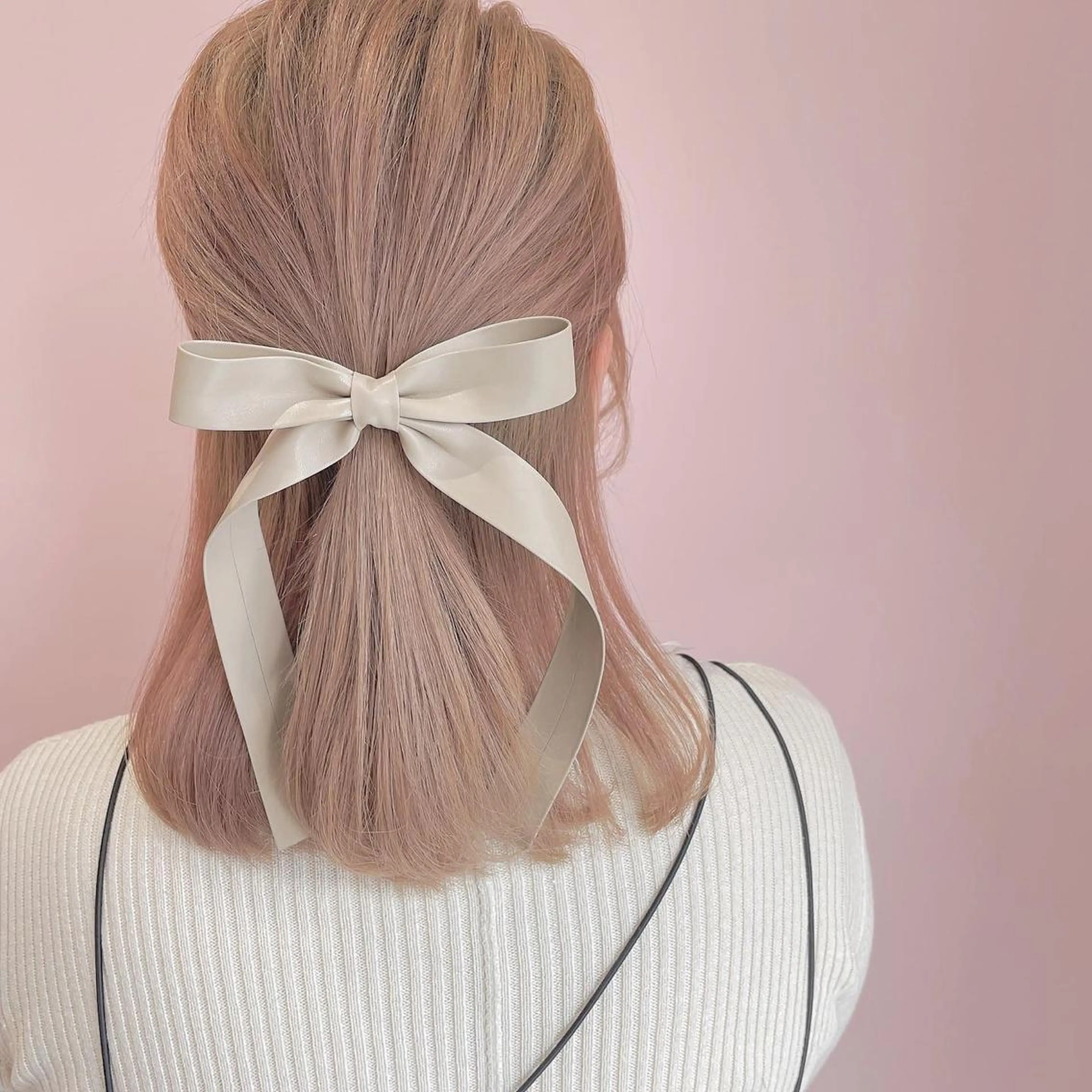 セミロング ヘアアレンジ ハーフアップ レイヤーカット/ ハイトーンchimiのヘアスタイル