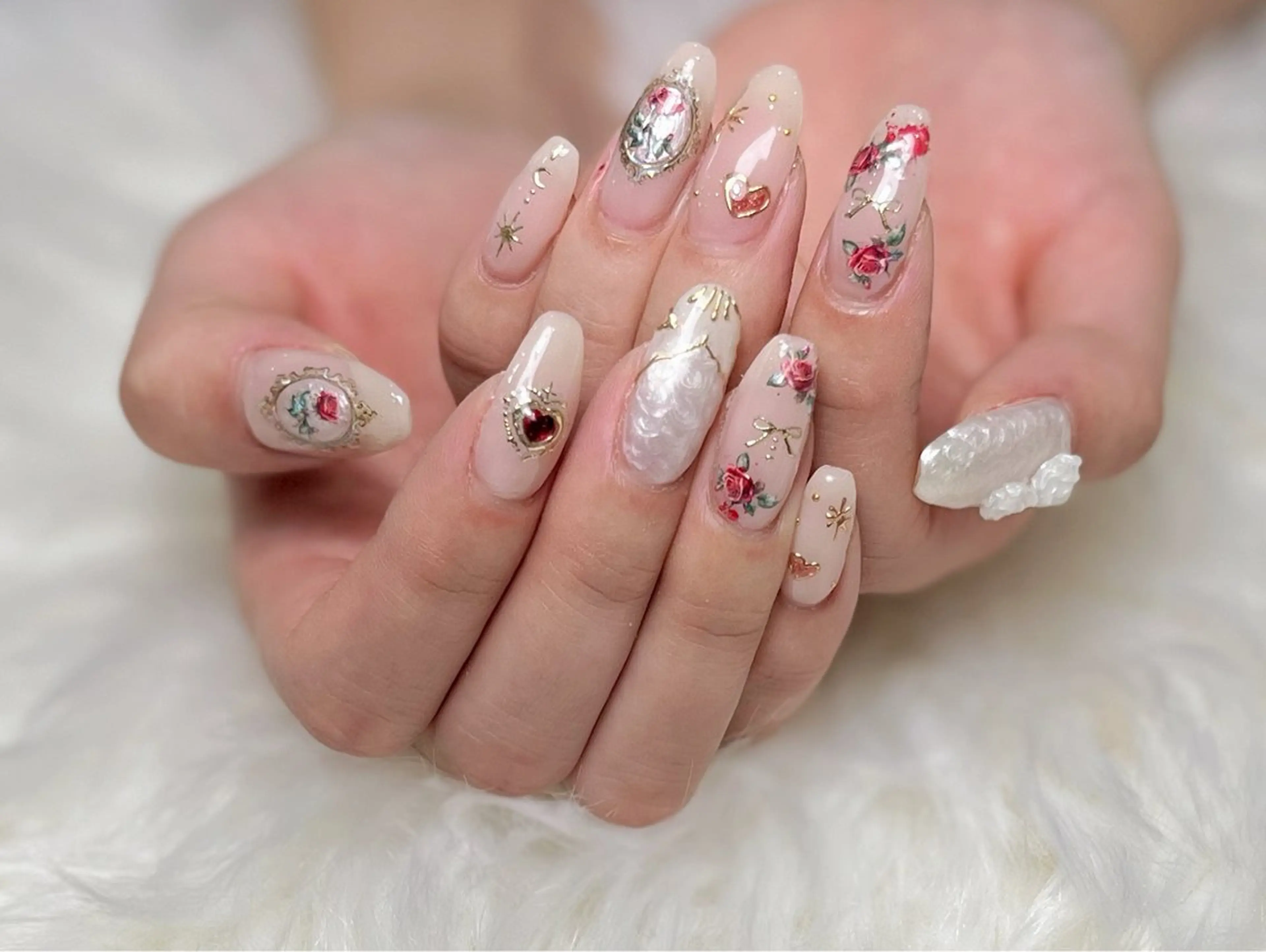 ネイル ERFOLG　GINZA横浜駅店所属・ERFOLG横浜店 石橋しのぶのネイルデザイン