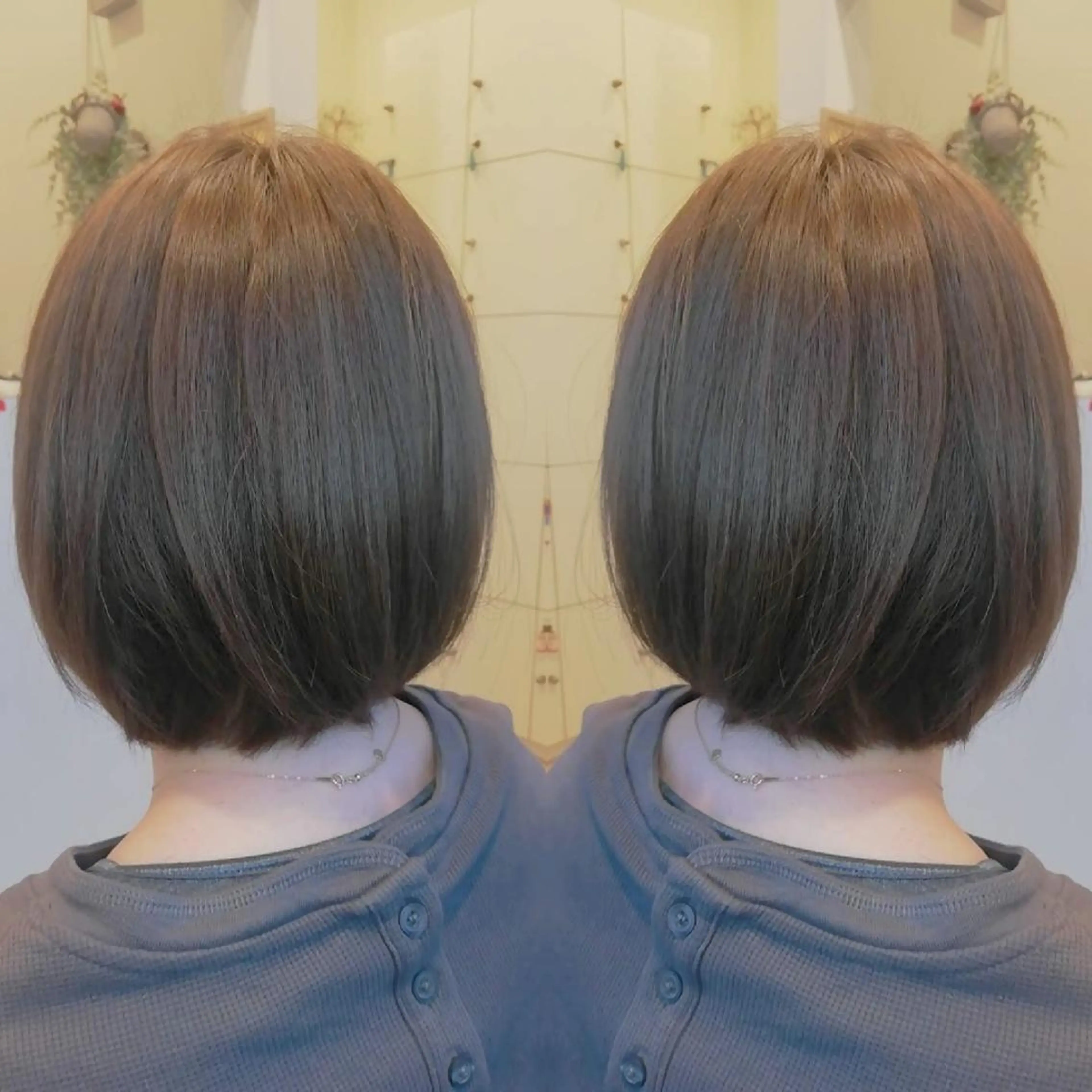 ショート カラー ブルーカラー ブルージュ ボブ カット ヘアカラー トリートメント 池田 恵久美のヘアスタイル