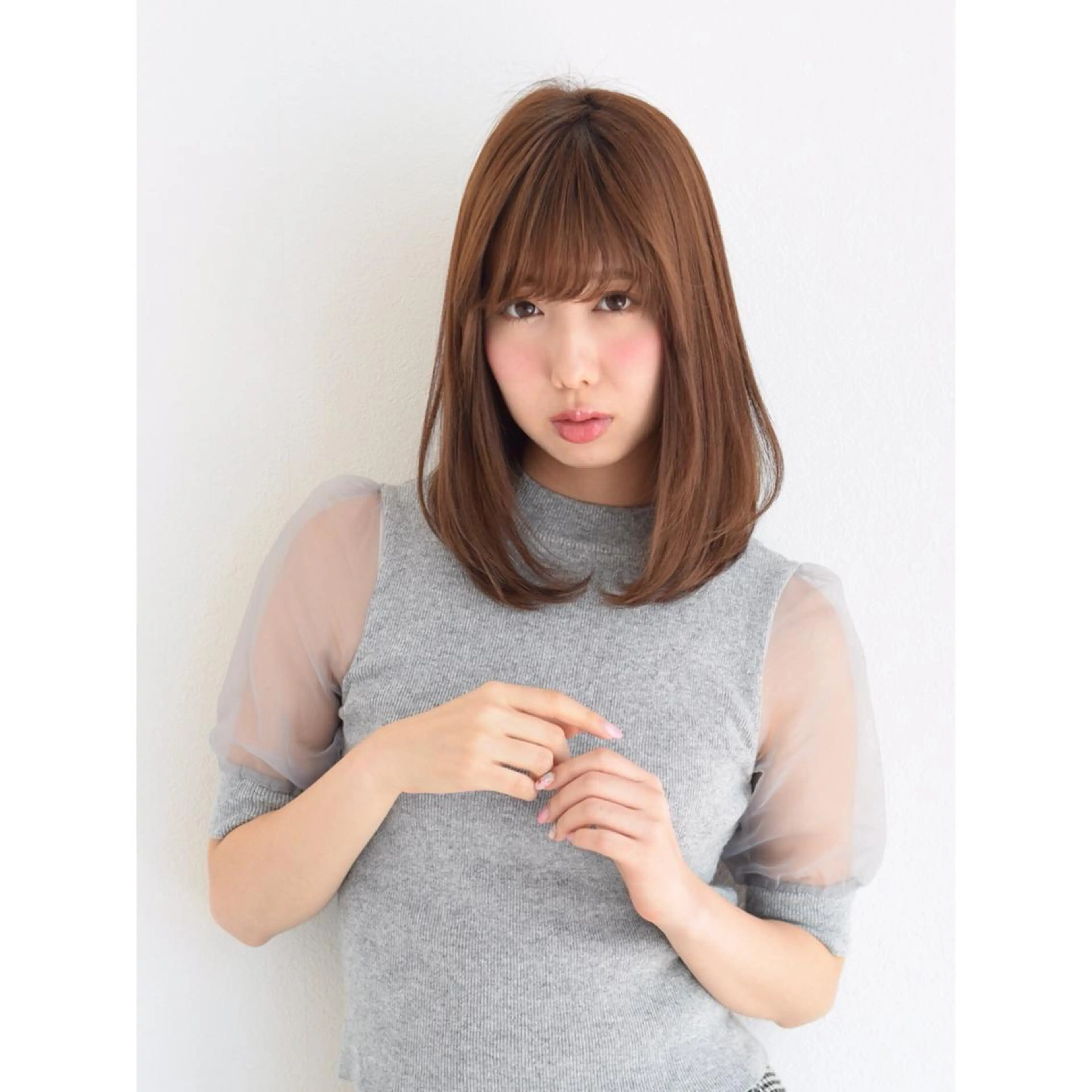 ミディアム カラー ベージュカラー ヘアカラー トリートメント 高木 麻知子のヘアスタイル