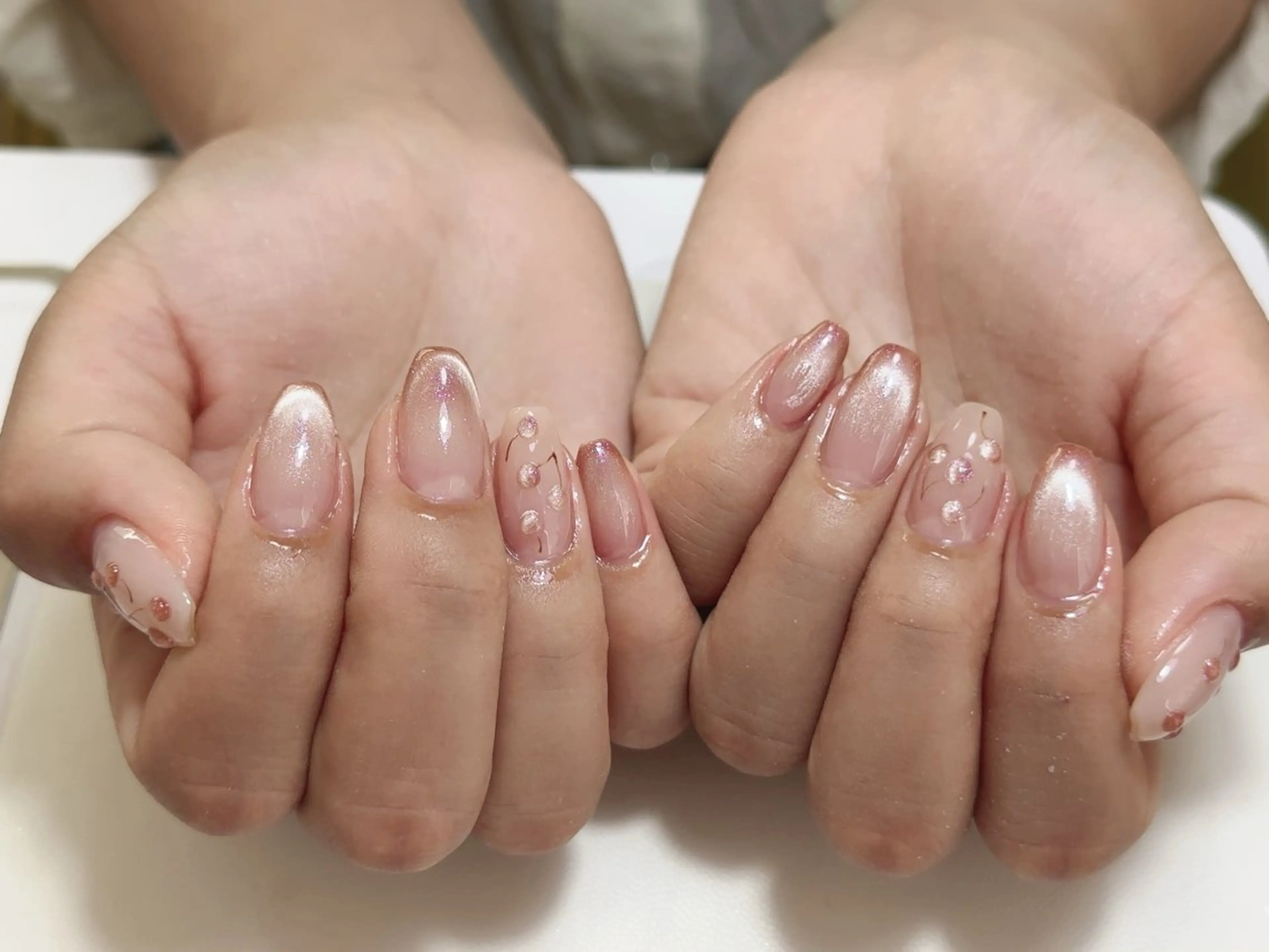 ネイル ハンドネイル NAIL CIRCLESのネイルデザイン
