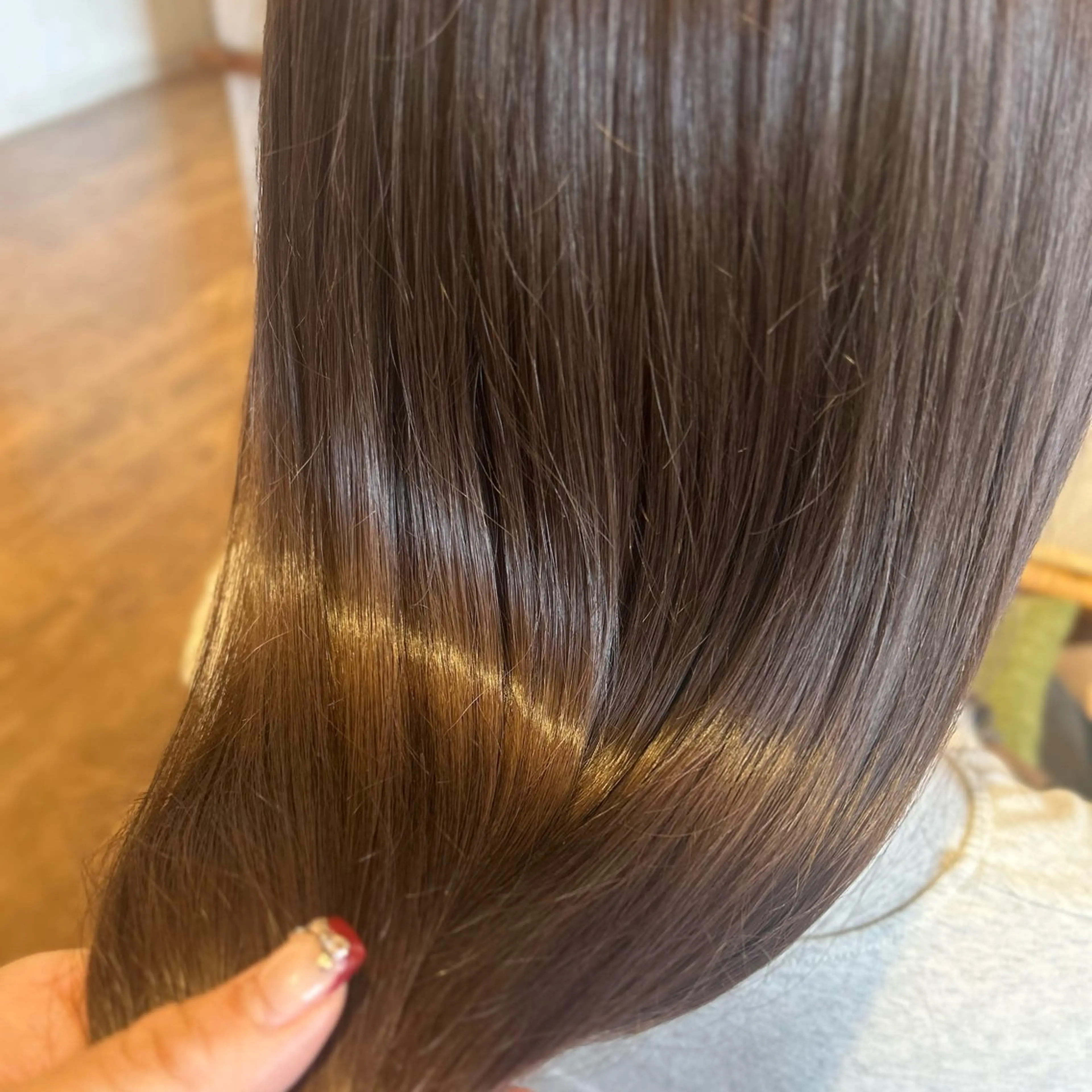 ロング カラー かとう はるかのヘアスタイル