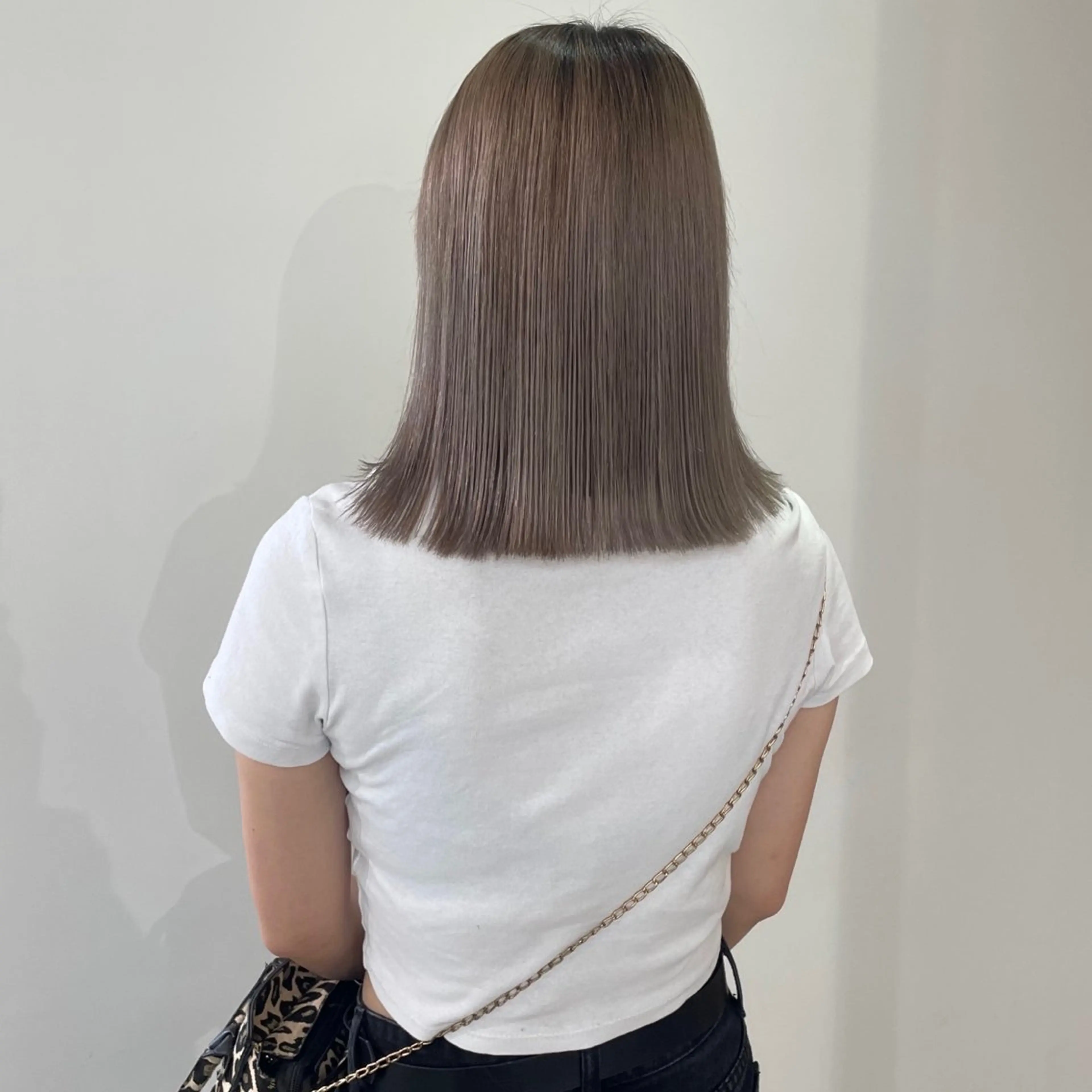 カラー ブリーチ ヘアカラー トリートメント nonoka オリーブ/グレージュのヘアスタイル