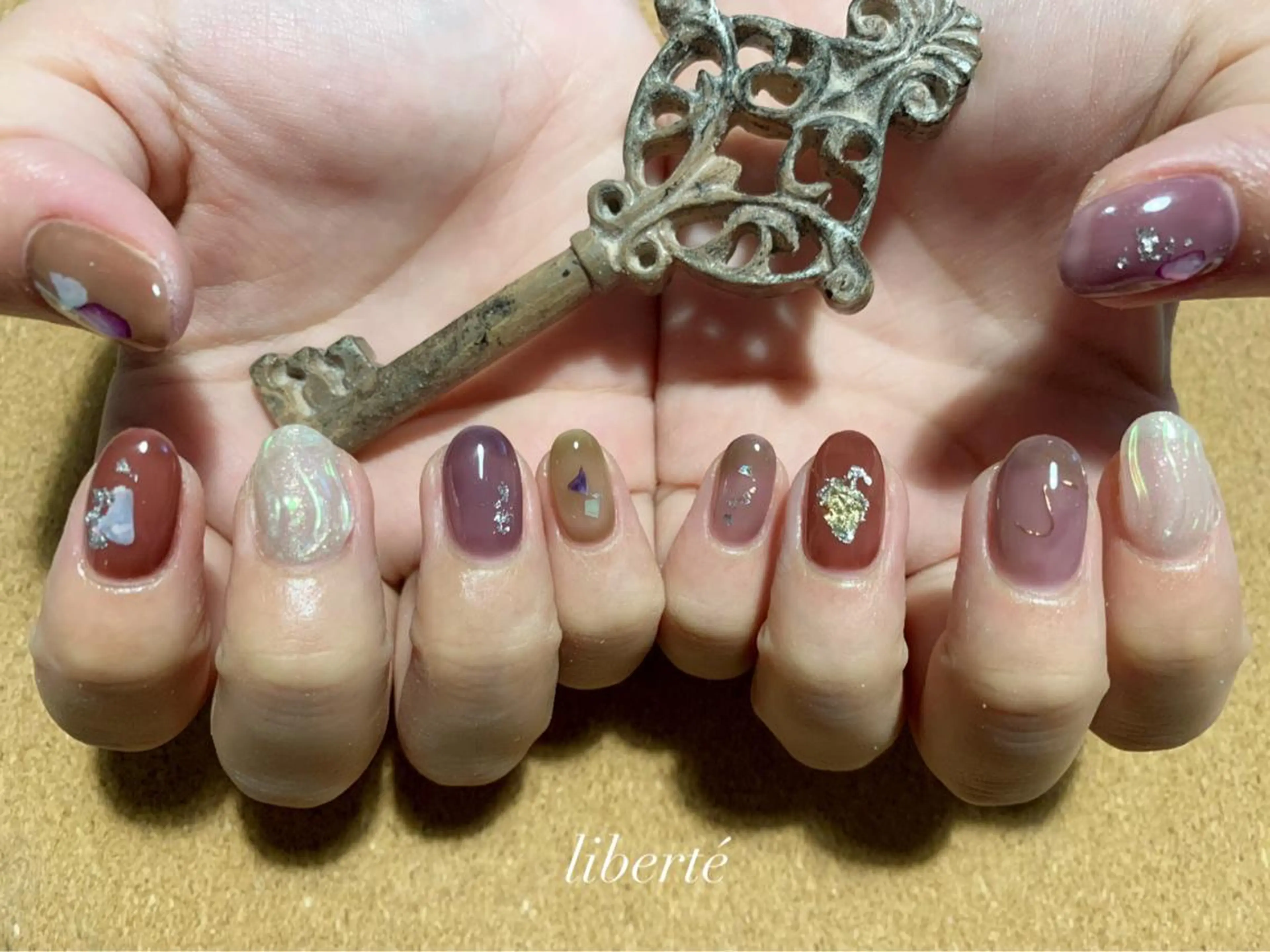 ネイル liberté (リベルテ)のネイルデザイン