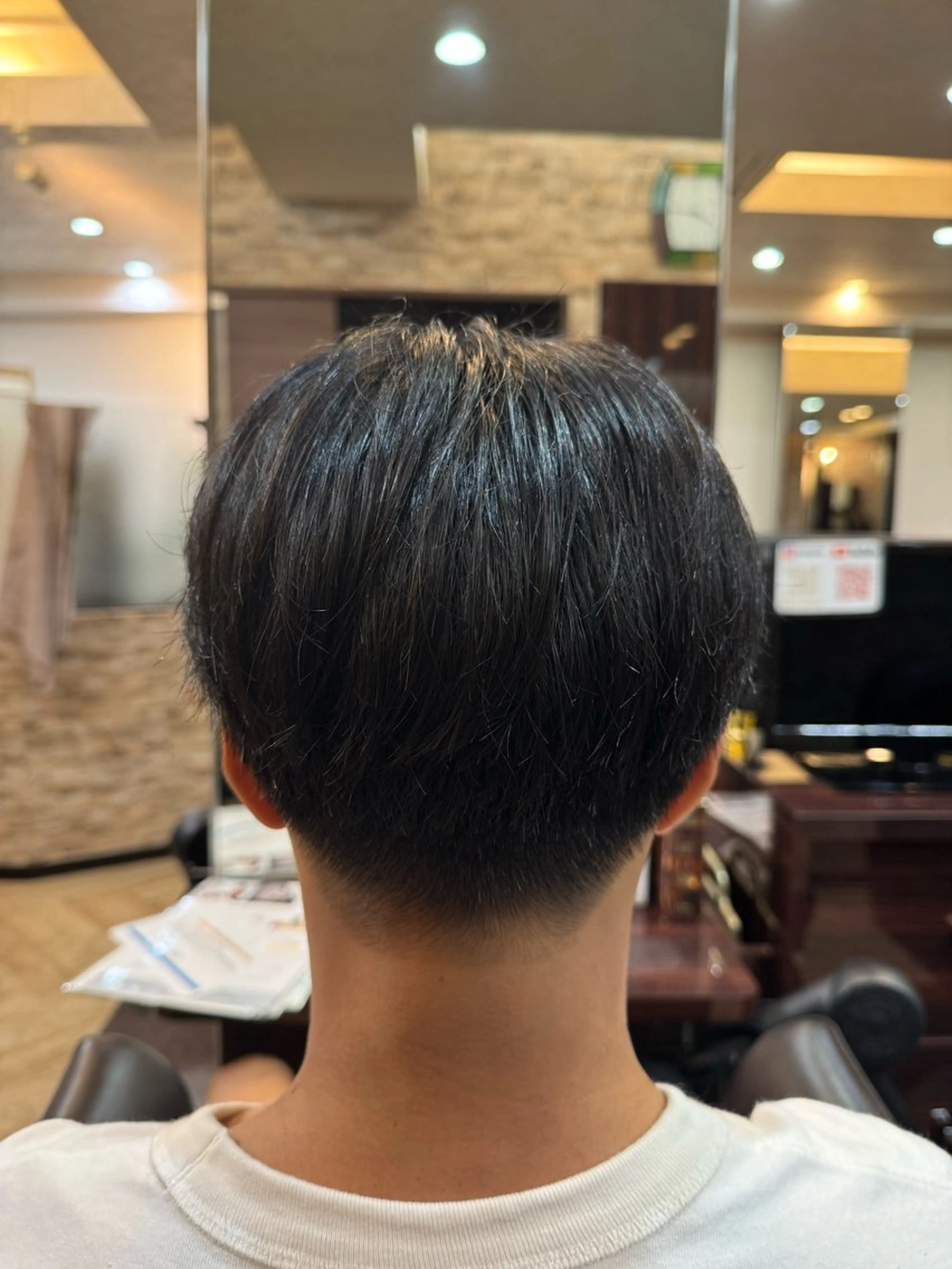 ショート メンズ カットモデル募集長澤 拓弥のヘアスタイル