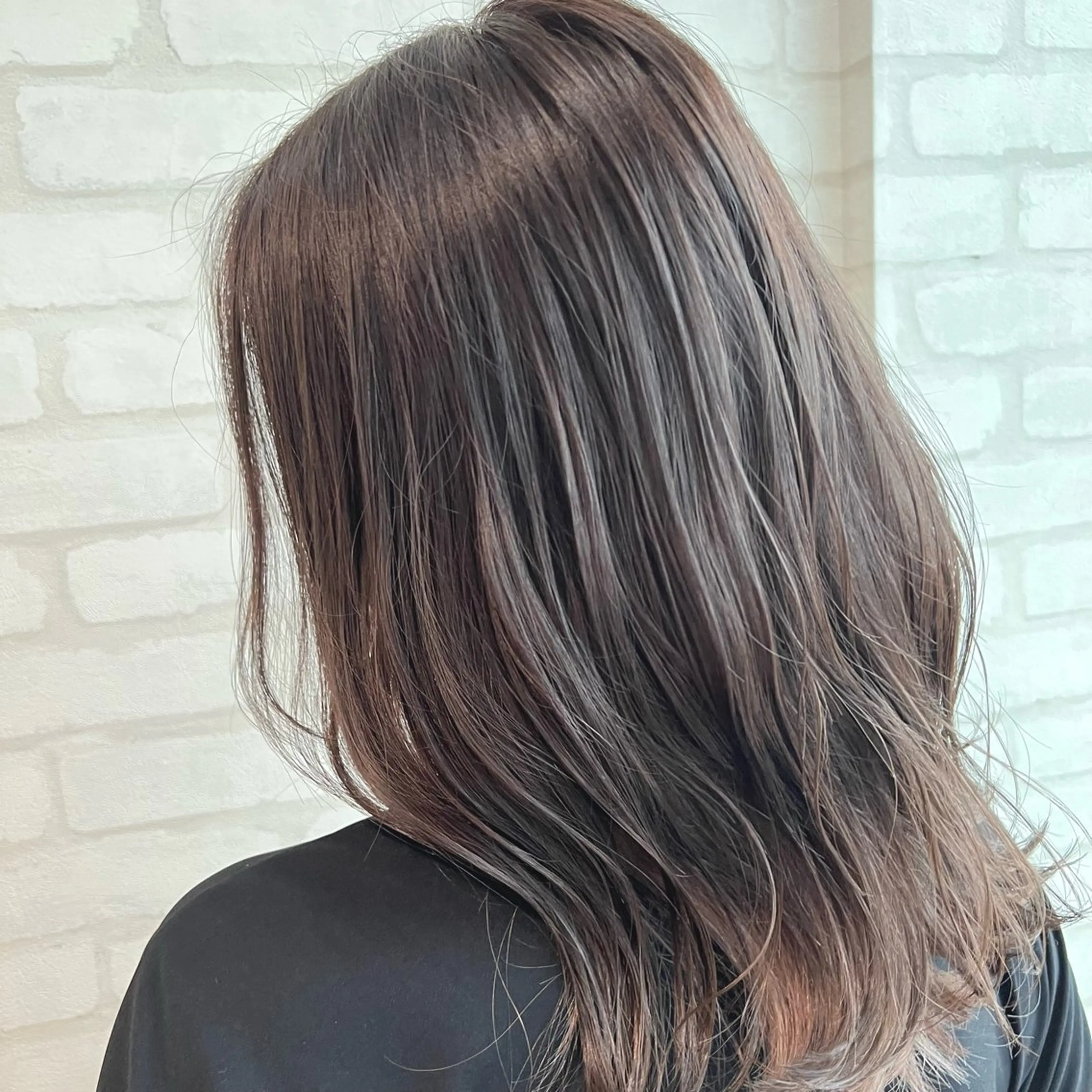 ミディアム 🇰🇷韓国風レイヤ ー🇰🇷の達人🔥のヘアスタイル