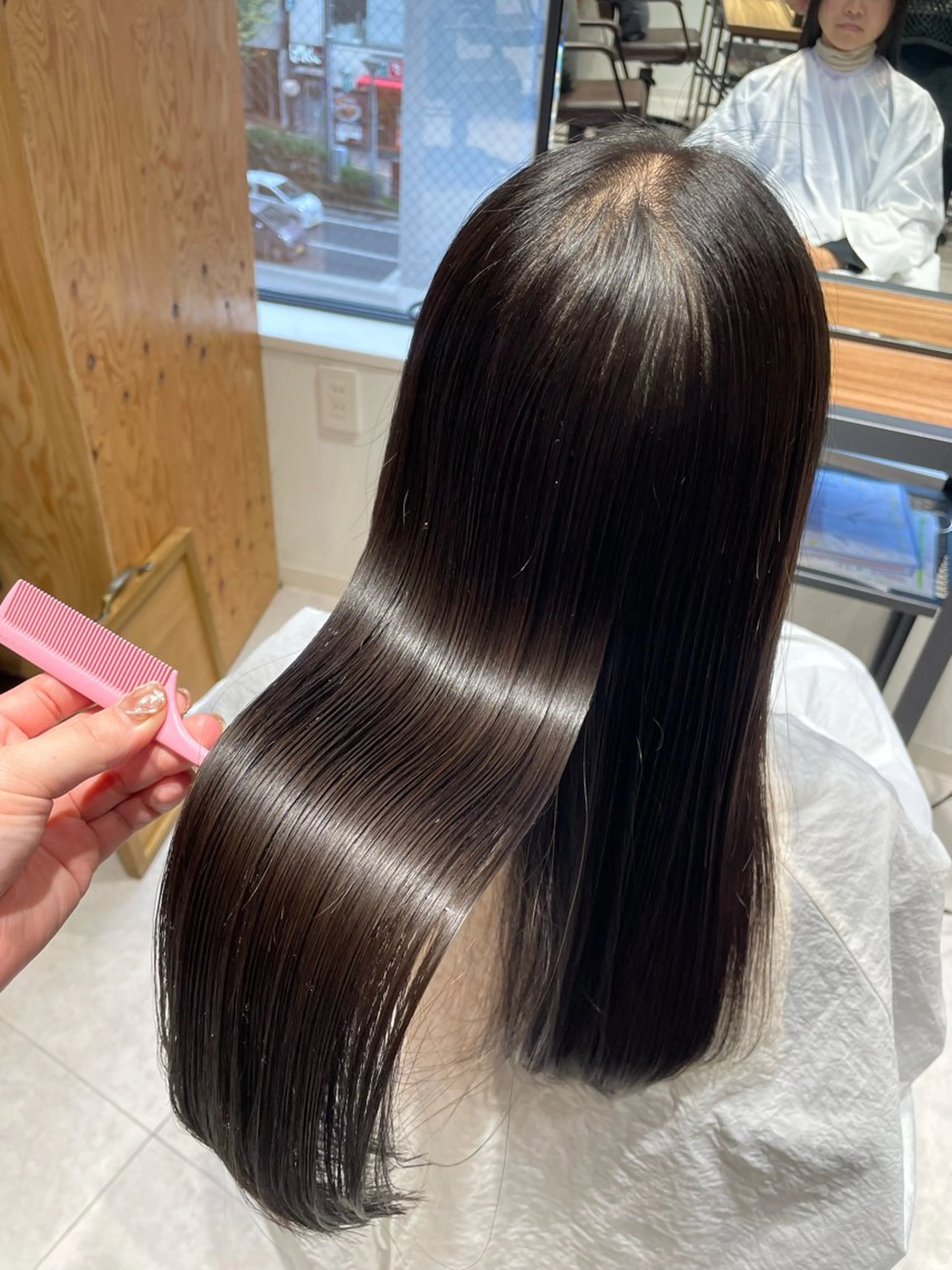 ロング イヌマル アユ / Fier umedaのヘアスタイル