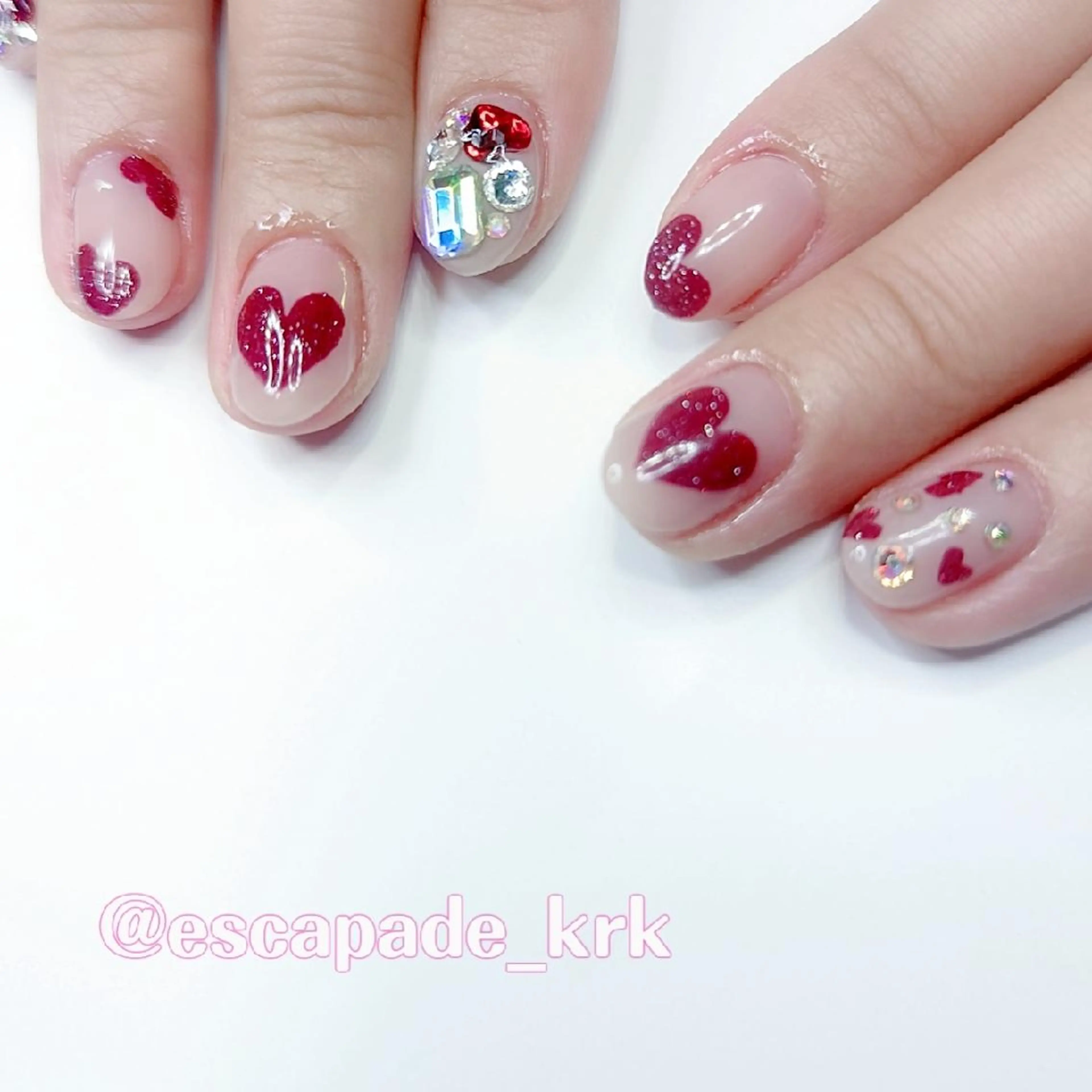 ショート ネイル ハンドネイル クロキ 。のネイルデザイン