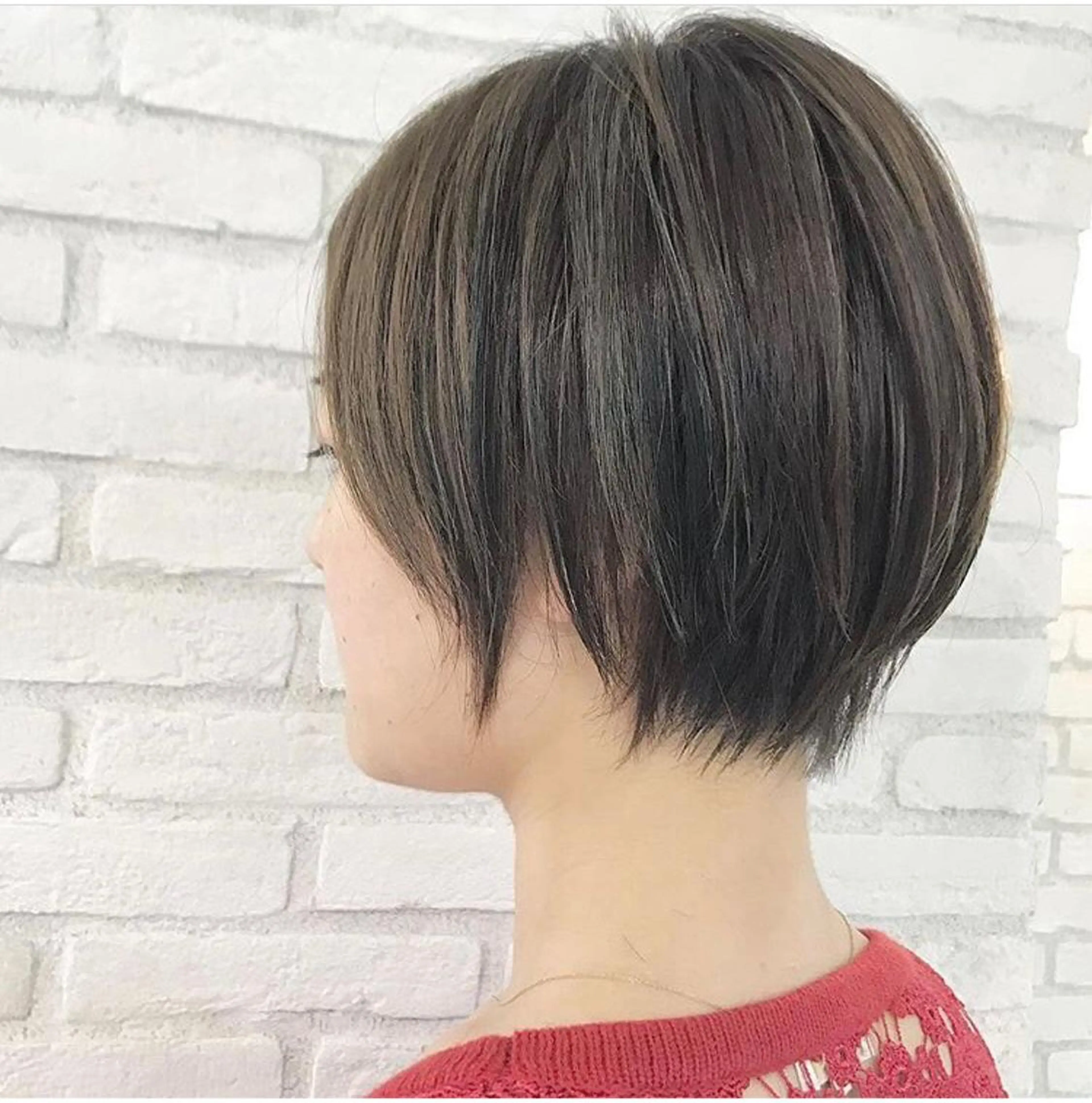 ショート 顔周りカット 伊 杏のヘアスタイル