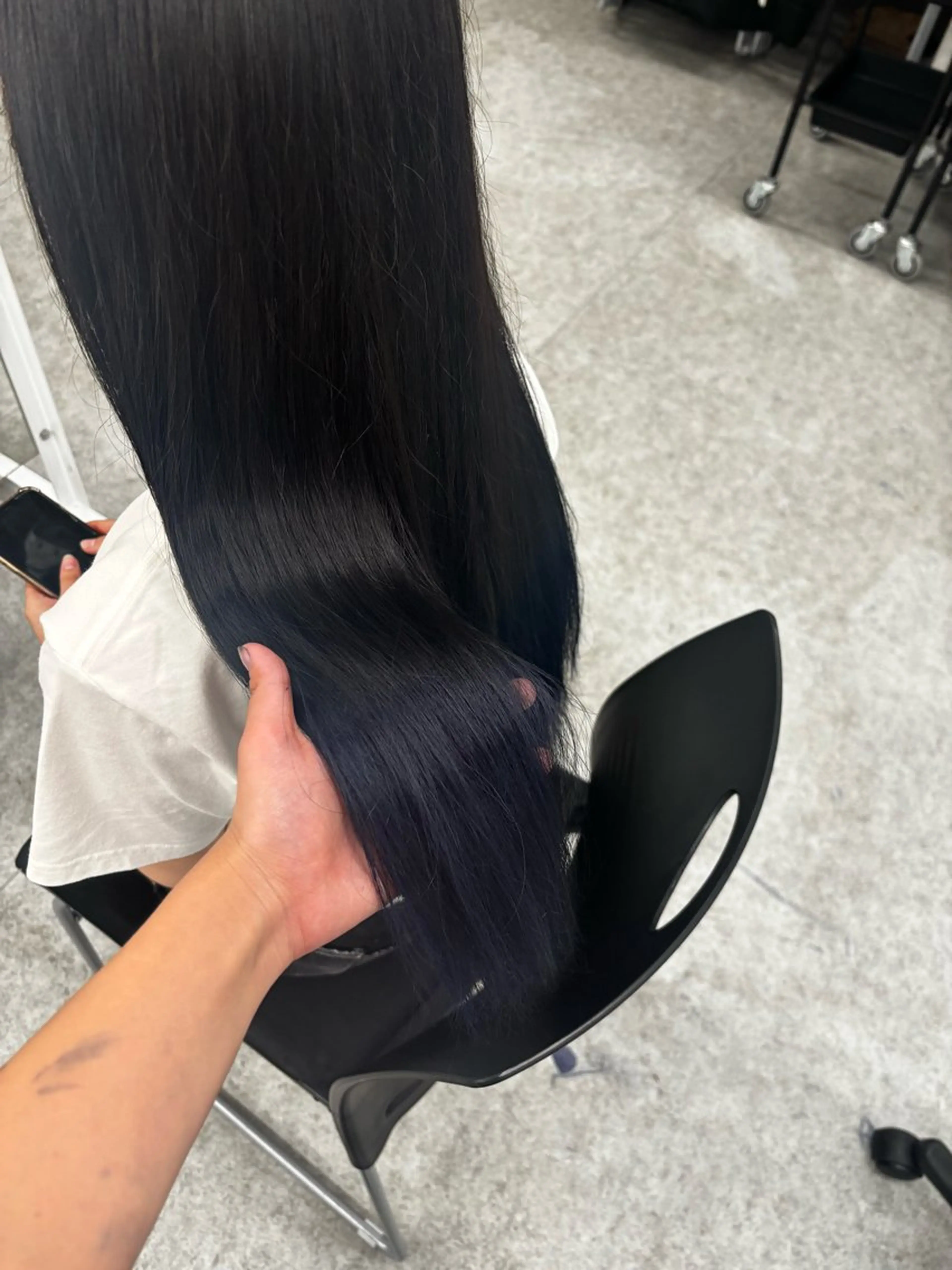 ロング HINAKO🩵 寒色カラー🪽のヘアスタイル