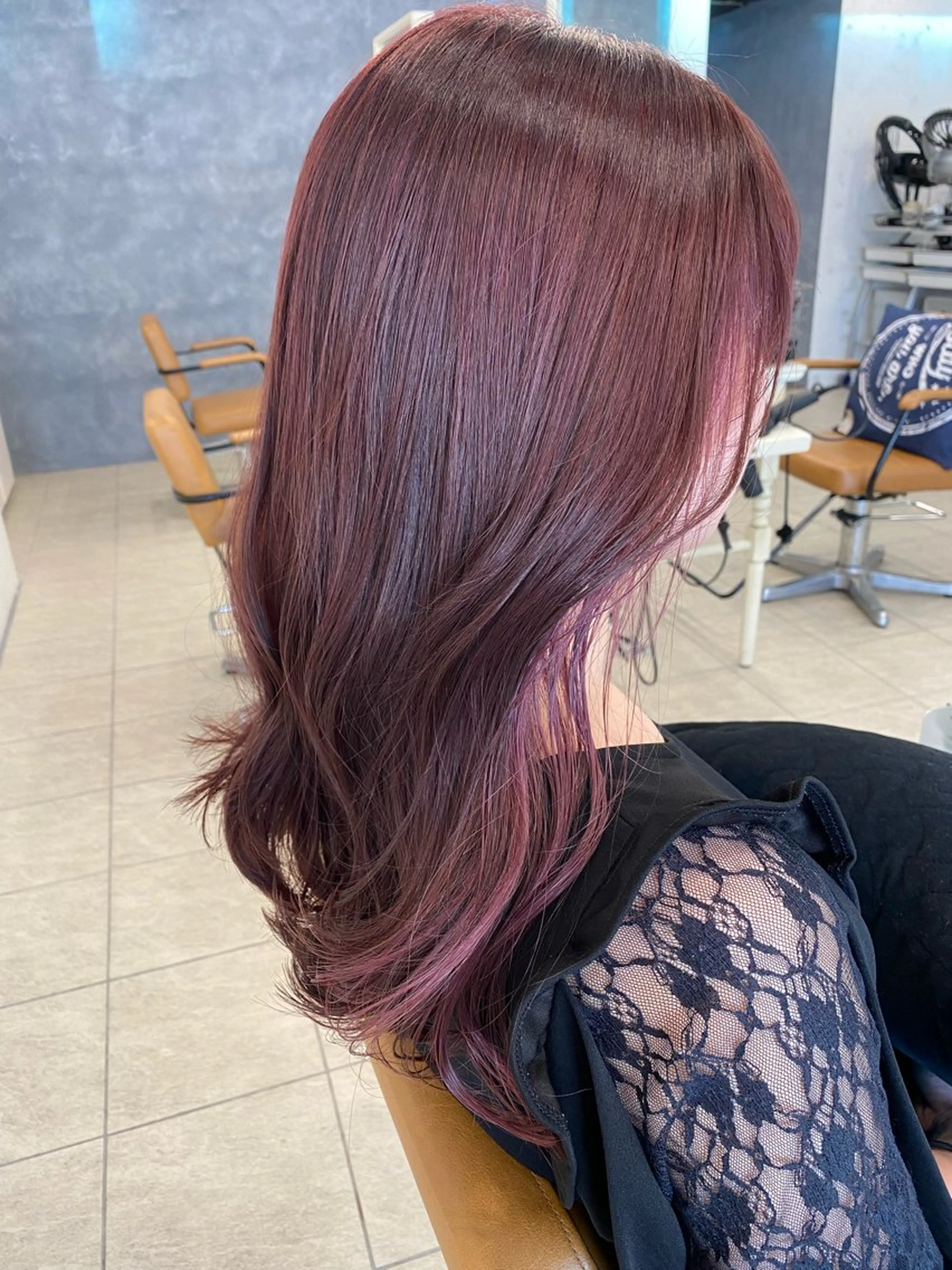 セミロング カラー 工藤 沙羅のヘアスタイル