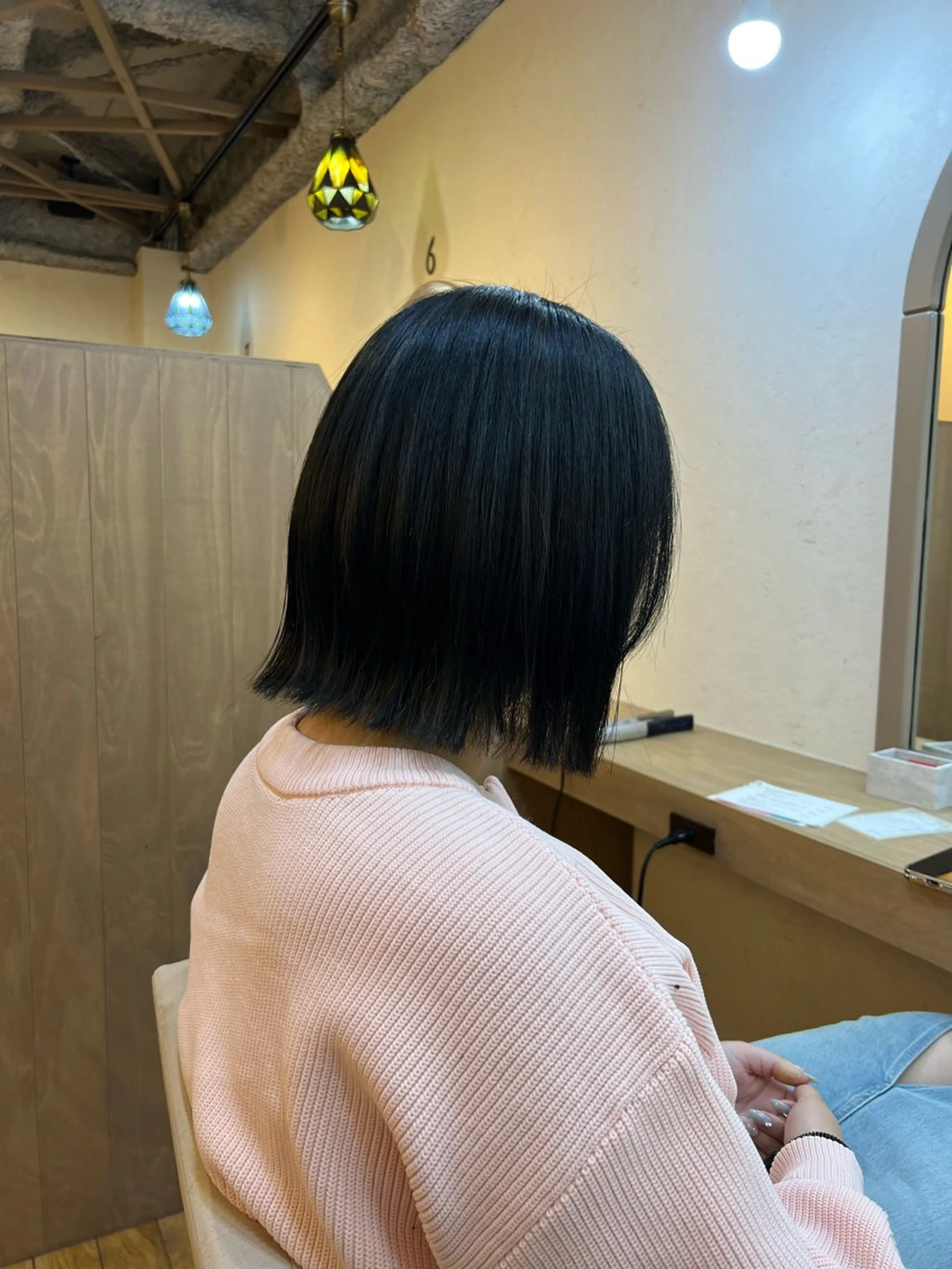 ショート カラー 切りっぱなしボブ ボブ 神戸ボブ✂️ ioe三宮/田 伸佳のヘアスタイル