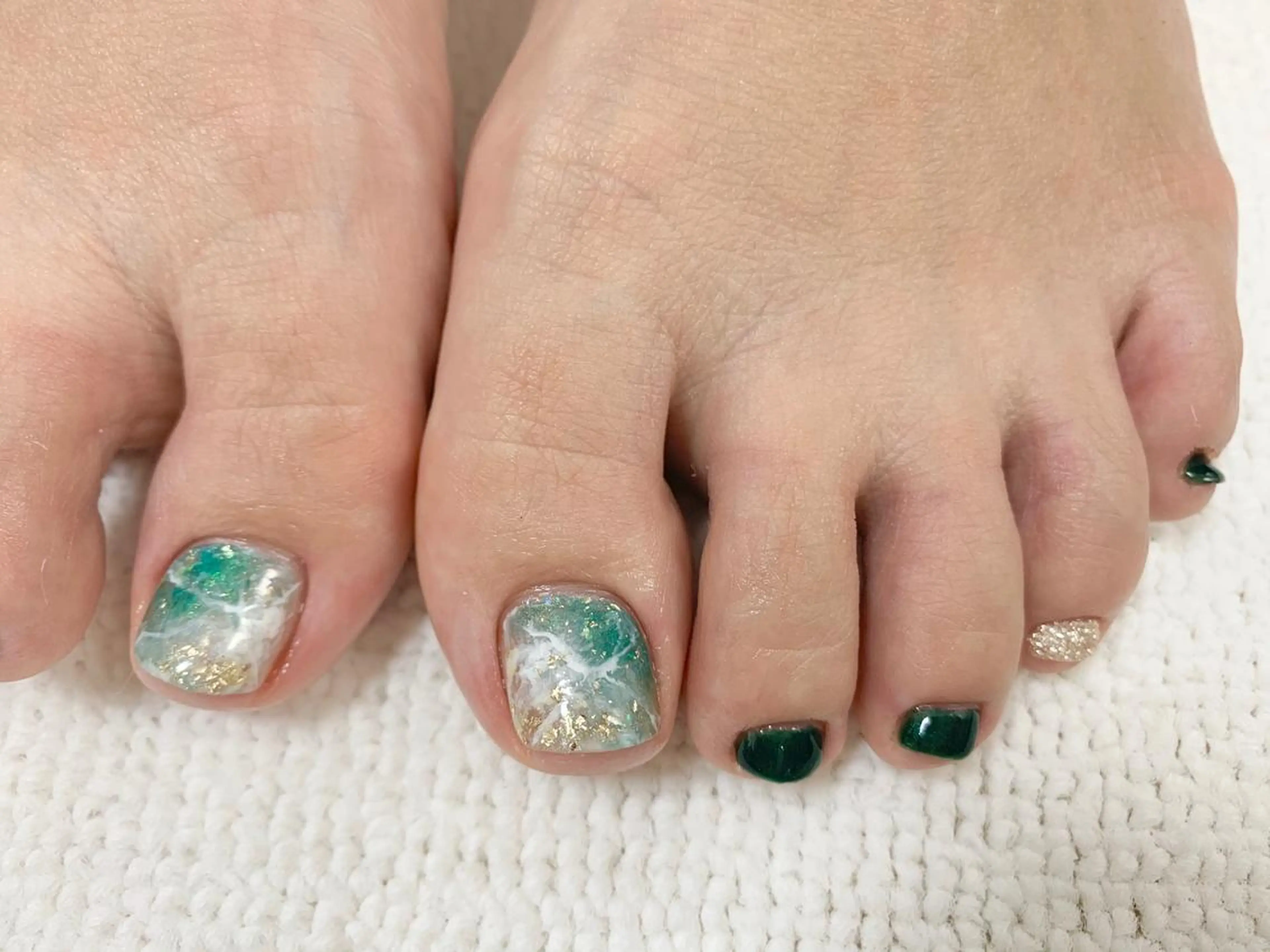 フットネイル👣親指デザインの写真